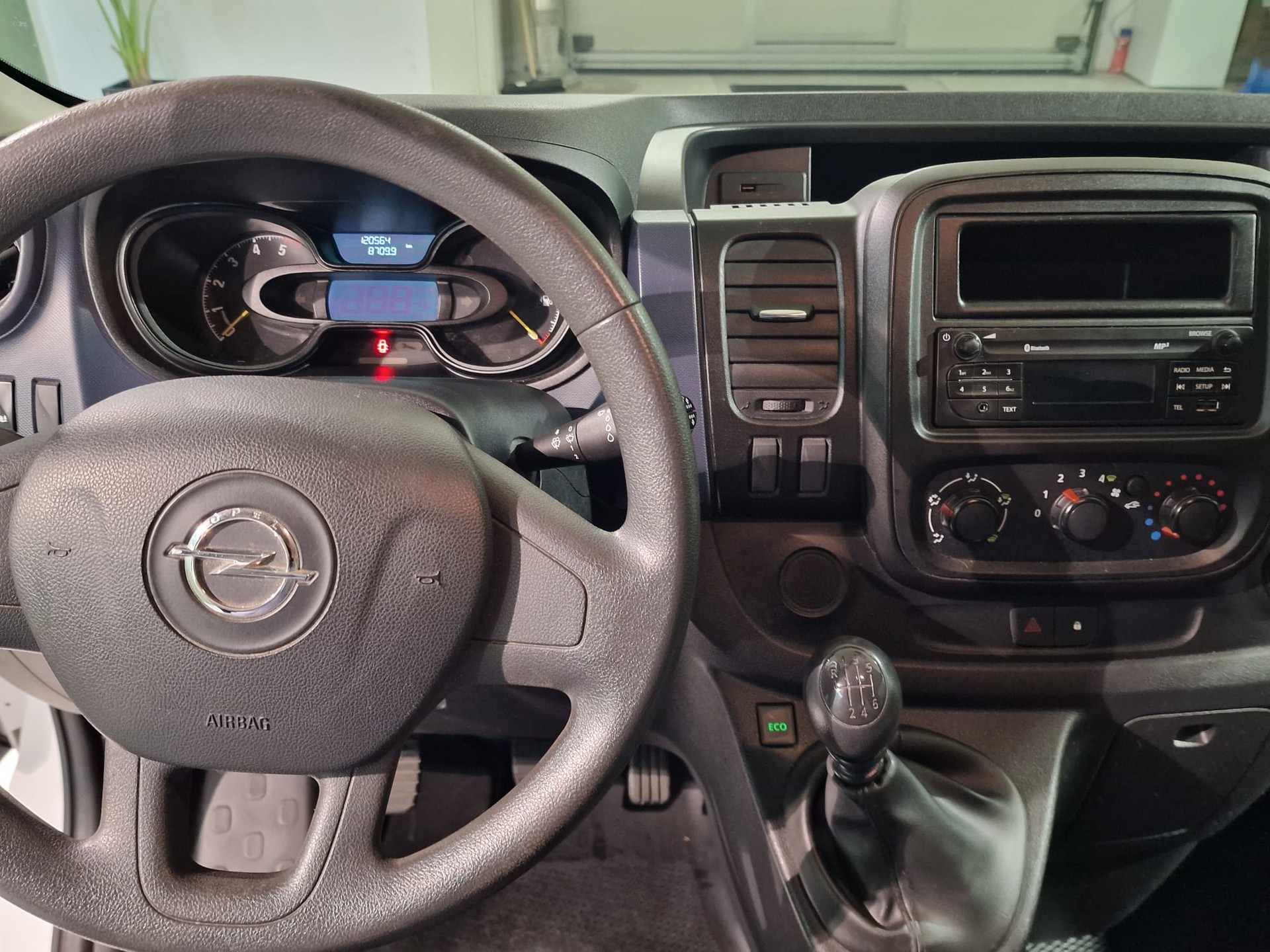 OPEL Vivaro 1.6 CDTI 2.7t L1H1-image-9