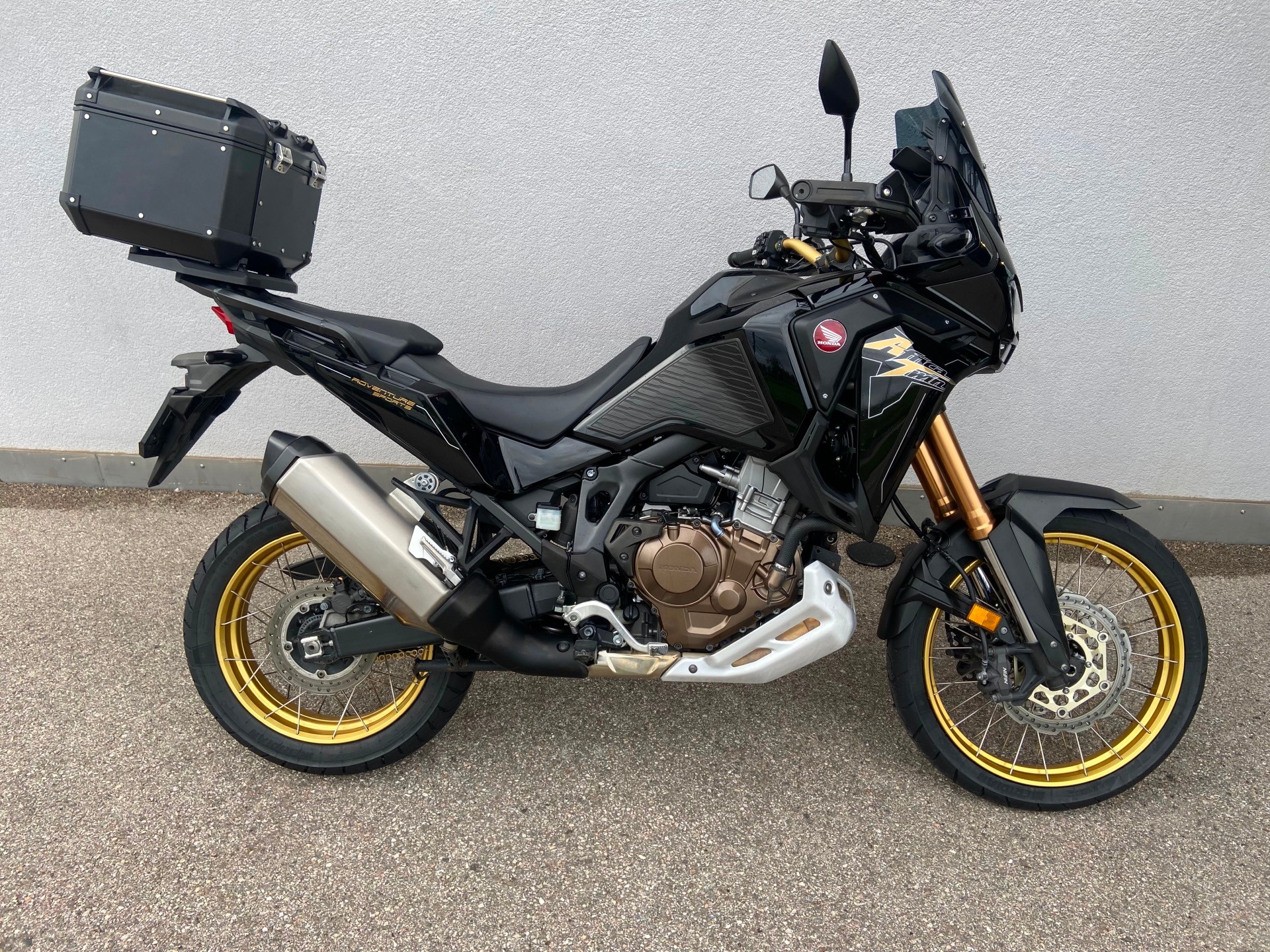 HONDA CRF 1100 Africa Twin Adventure-showroom-element-3