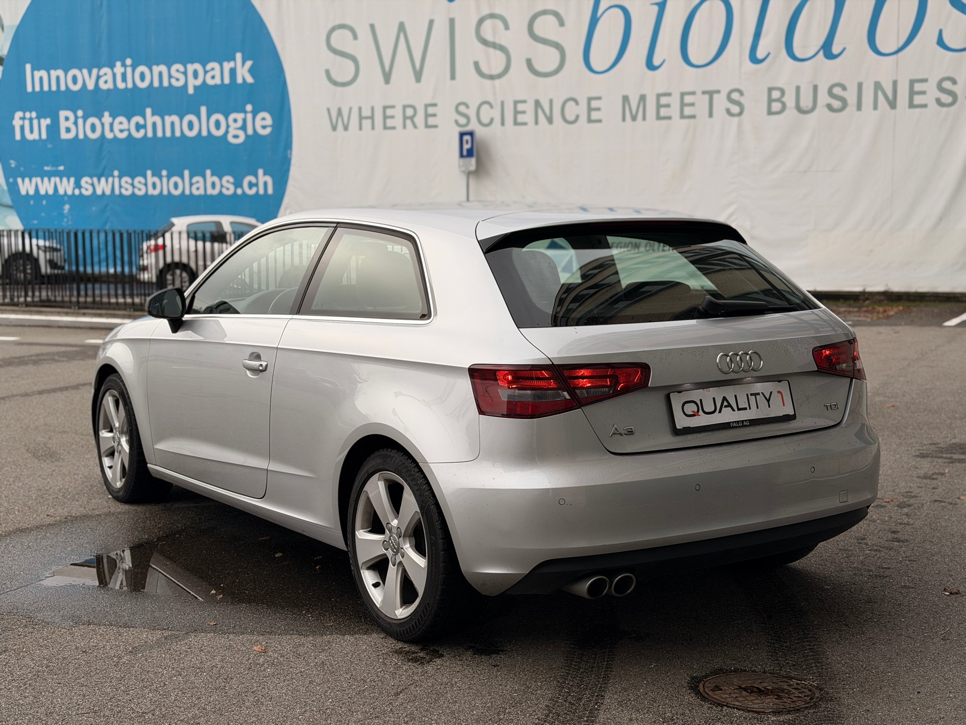 AUDI A3 2.0 TDI Ambition S-tronic-image-4