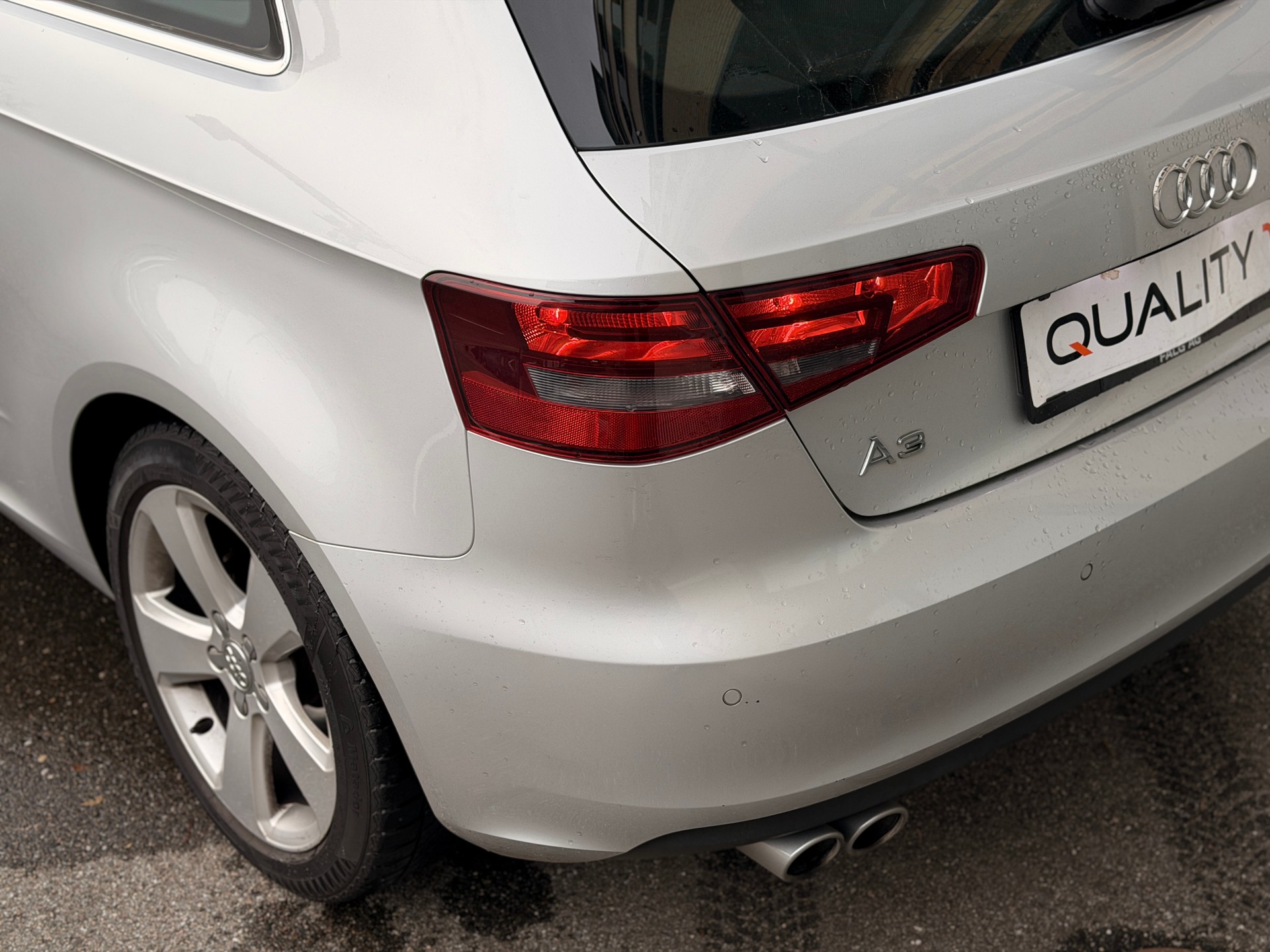 AUDI A3 2.0 TDI Ambition S-tronic-image-13