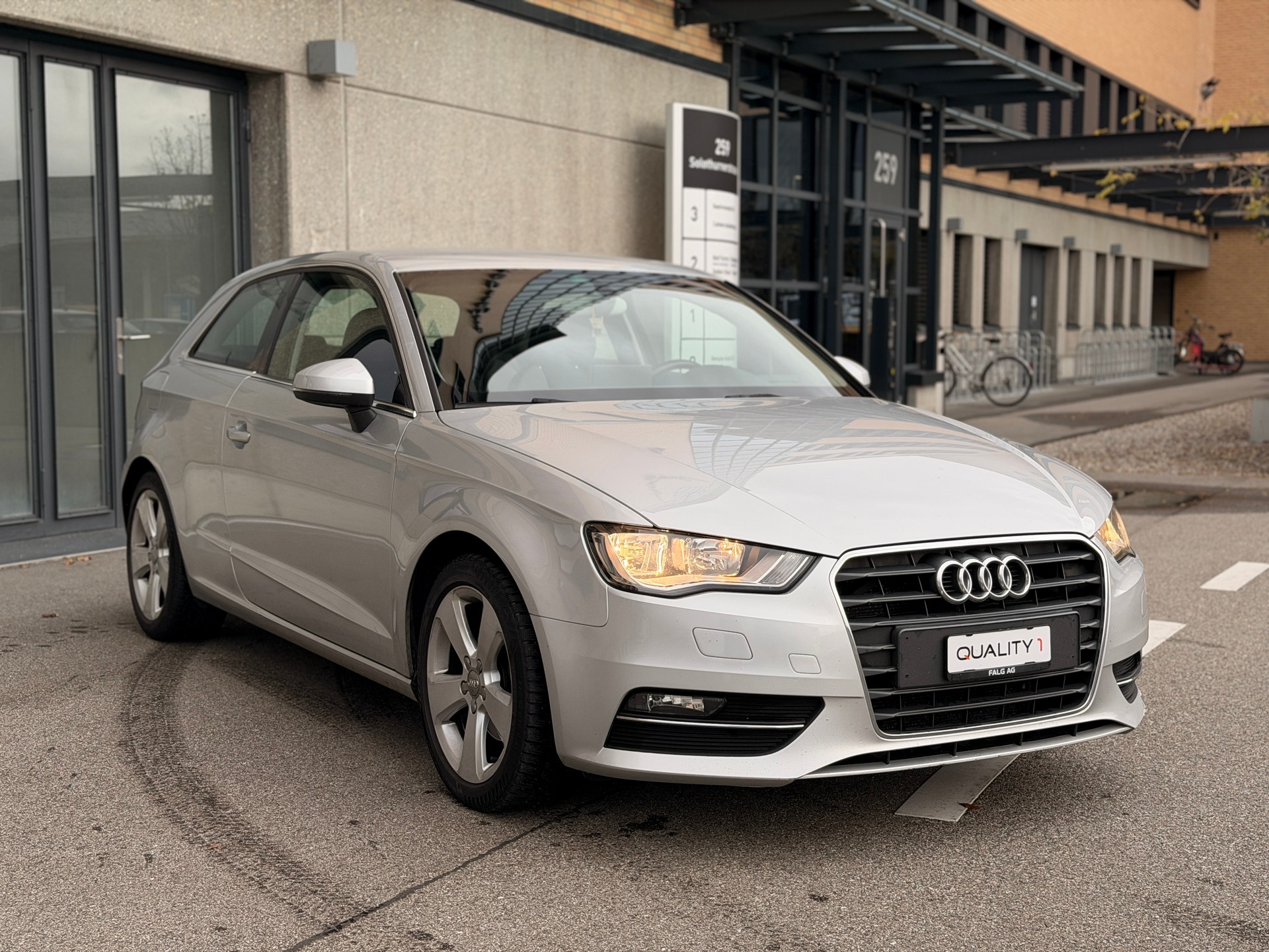 AUDI A3 2.0 TDI Ambition S-tronic-image-7