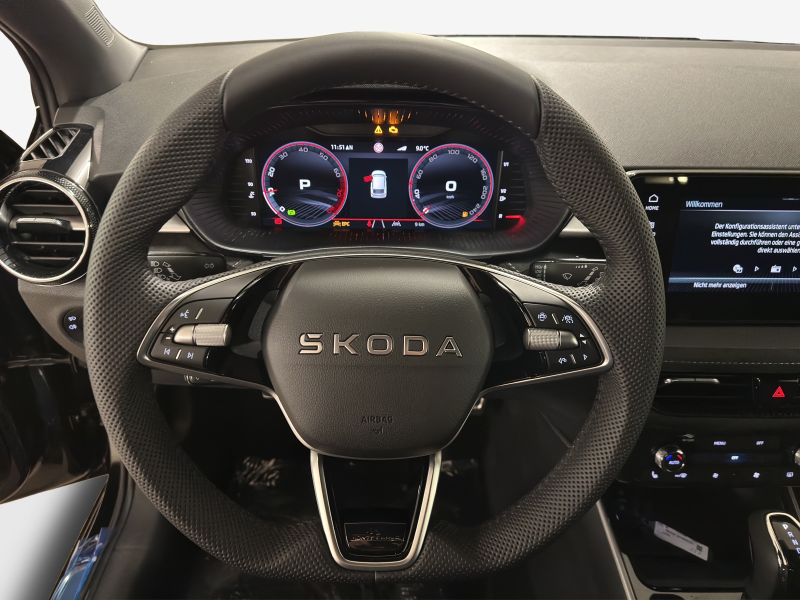 SKODA Fabia 1.0 TSI Monte Carlo DSG-image-9