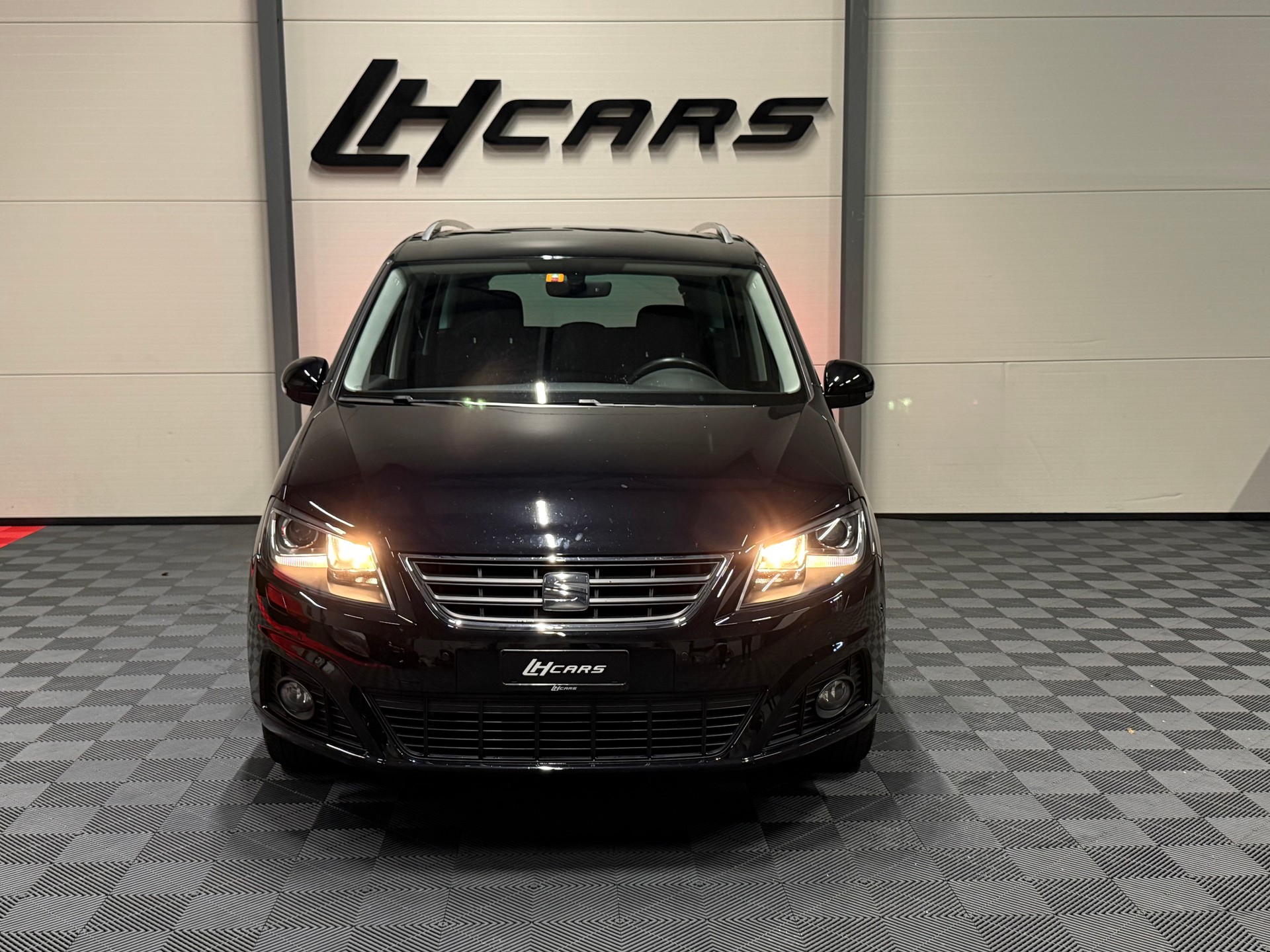 SEAT Alhambra 2.0 TDI 184 FR Li. 4x4 DSG S/S 7-Plätzer-image-6