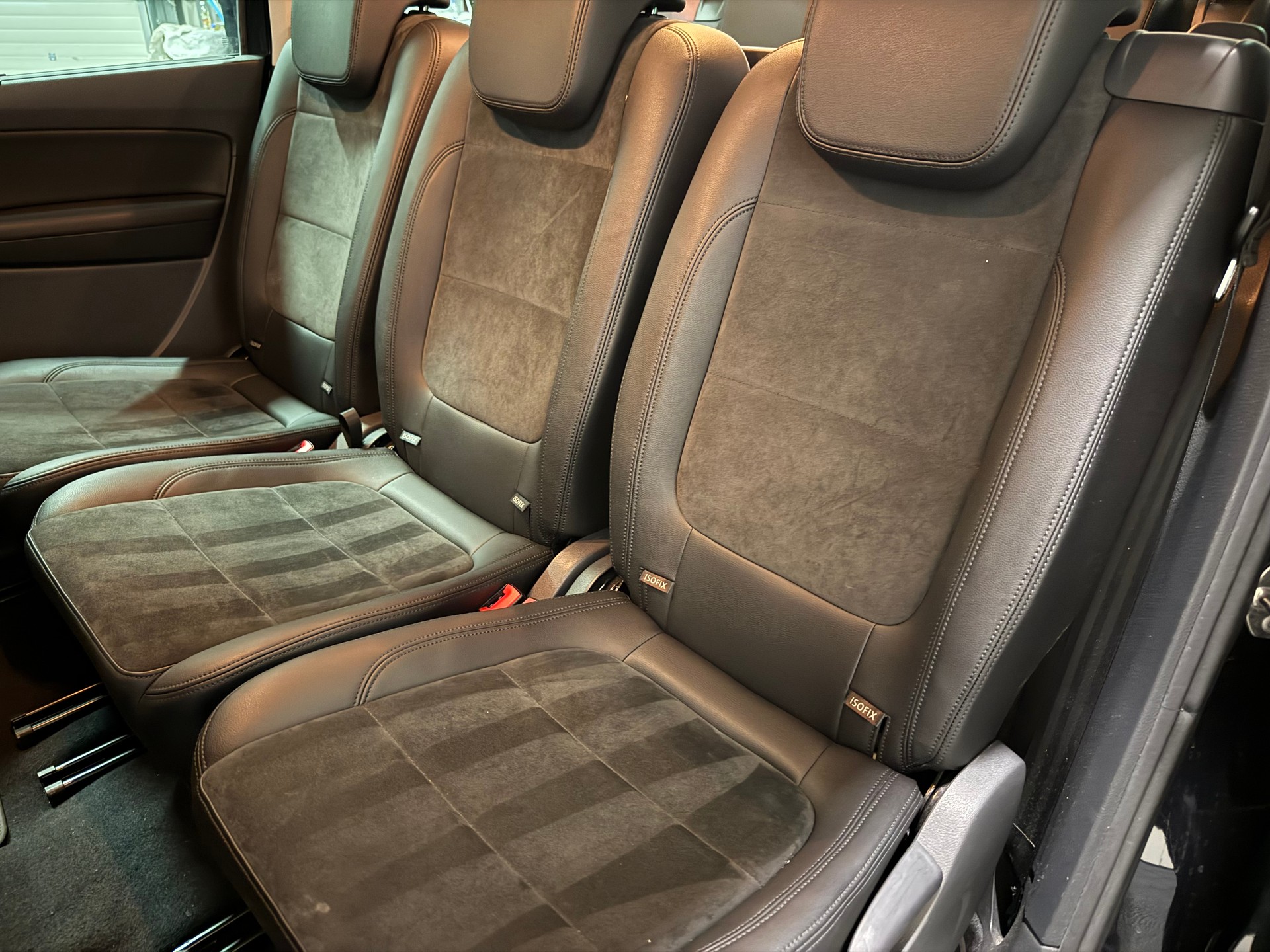 SEAT Alhambra 2.0 TDI 184 FR Li. 4x4 DSG S/S 7-Plätzer-image-15