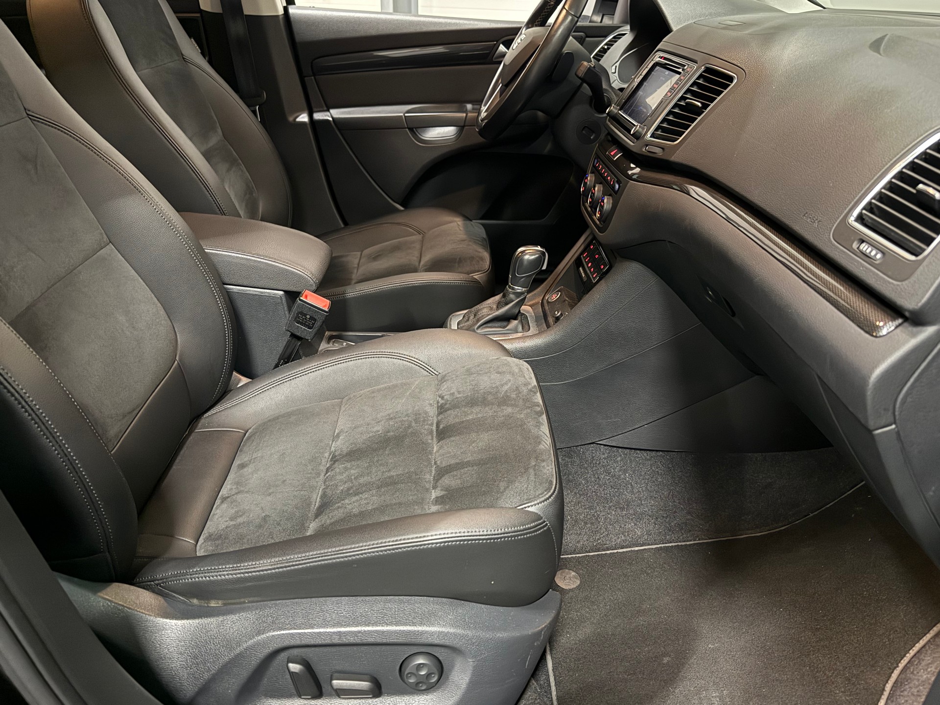 SEAT Alhambra 2.0 TDI 184 FR Li. 4x4 DSG S/S 7-Plätzer-image-9