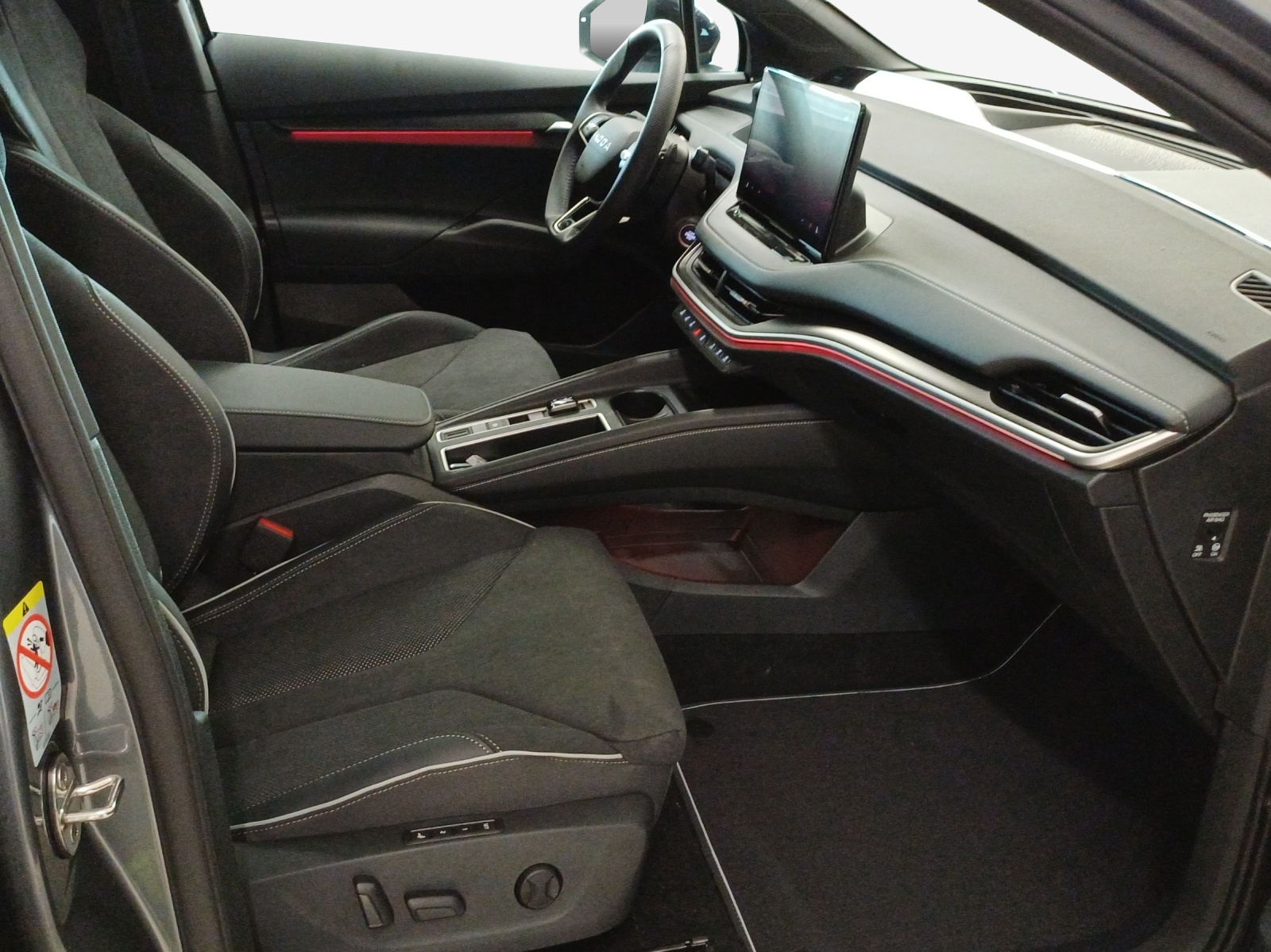 SKODA Enyaq 85x Sportline 4x4-image-15