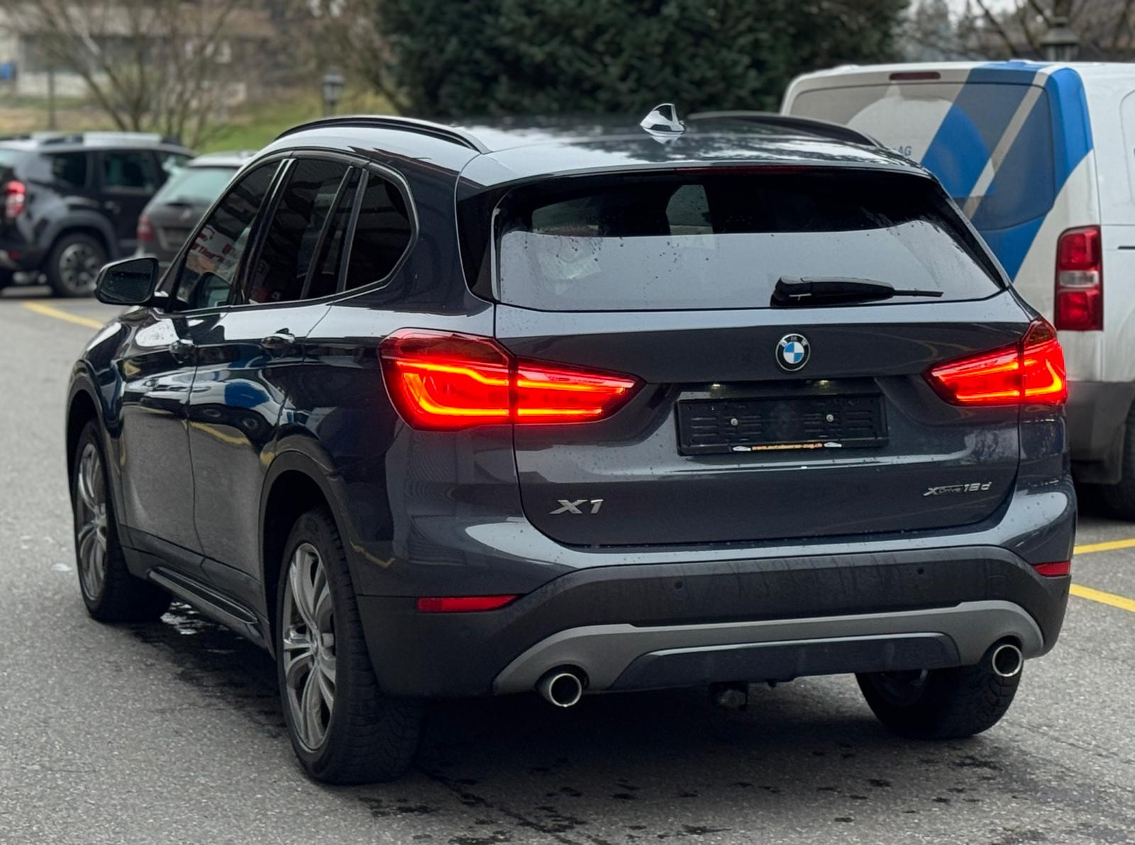BMW X1 18d xDrive-image-3