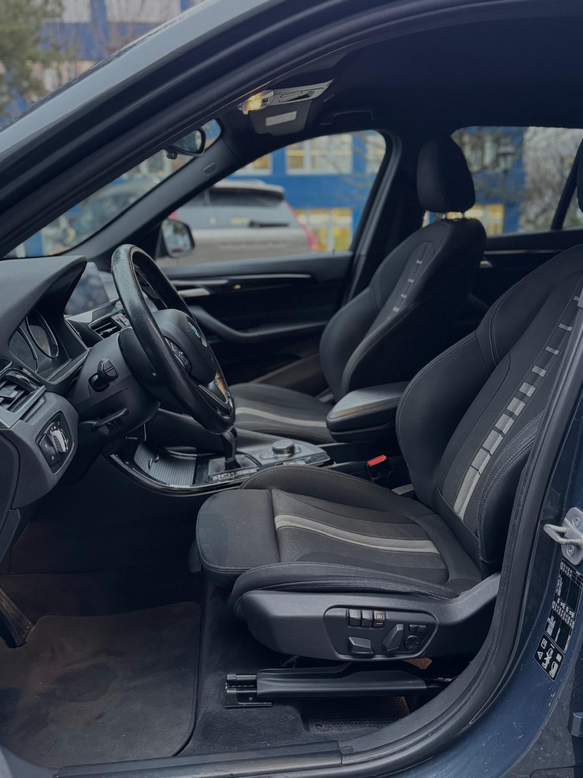 BMW X1 18d xDrive-image-7