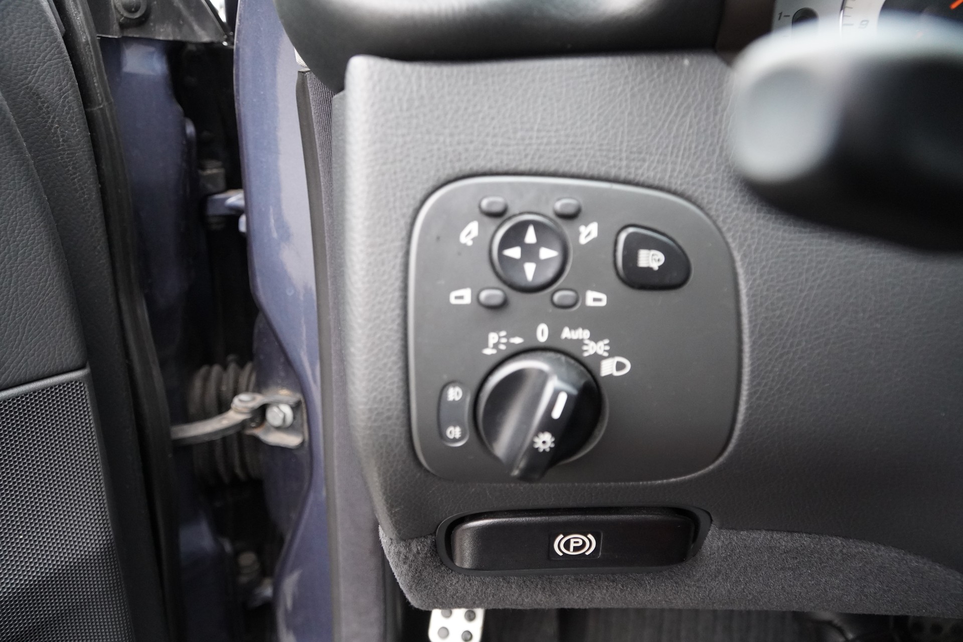 MERCEDES-BENZ CLK 55 AMG Avantgarde Automatic-image-18