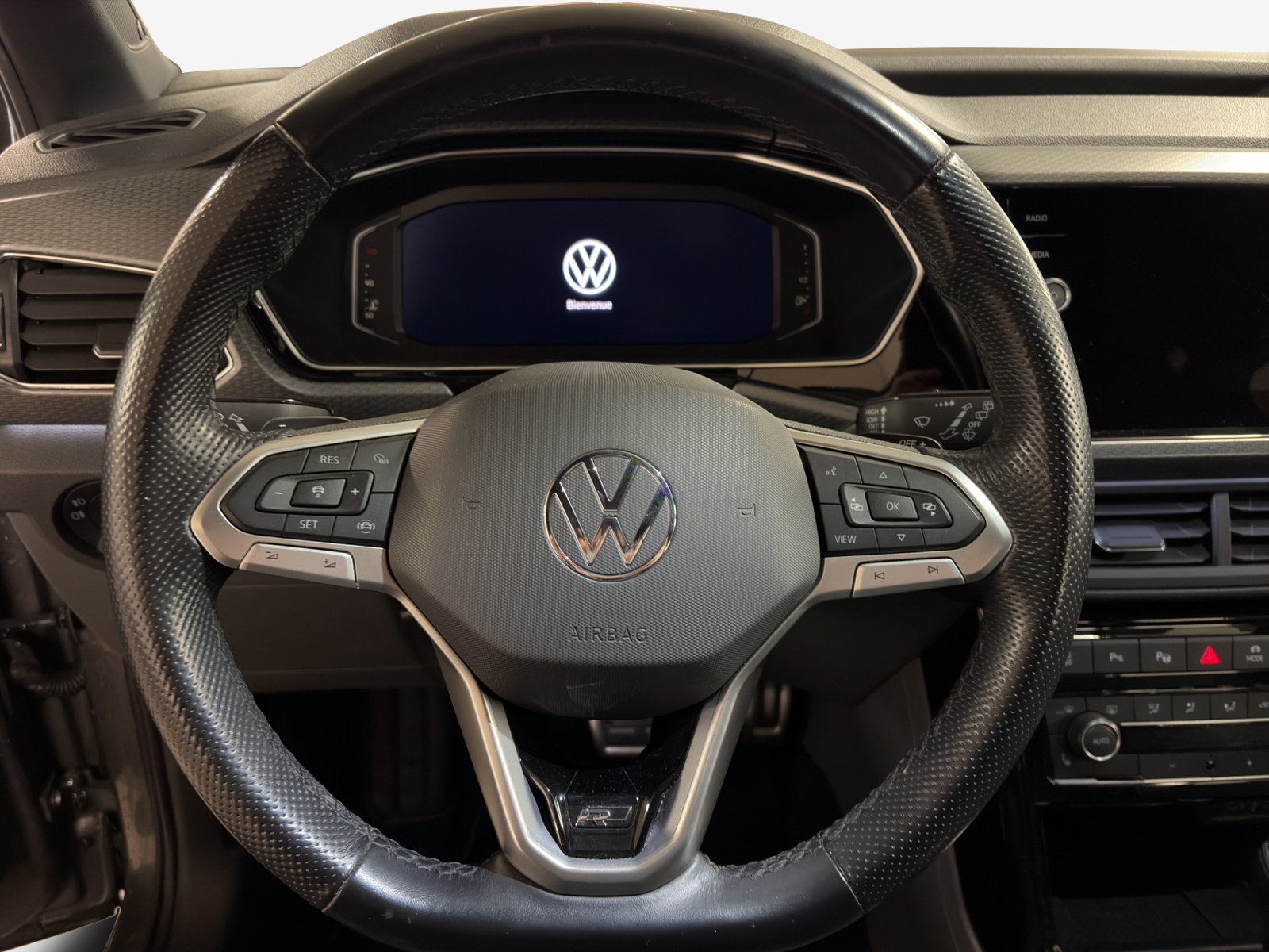 VW T-Cross 1.0 TSI Style DSG-image-9