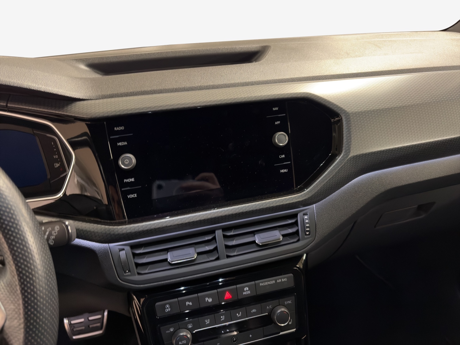 VW T-Cross 1.0 TSI Style DSG-image-10