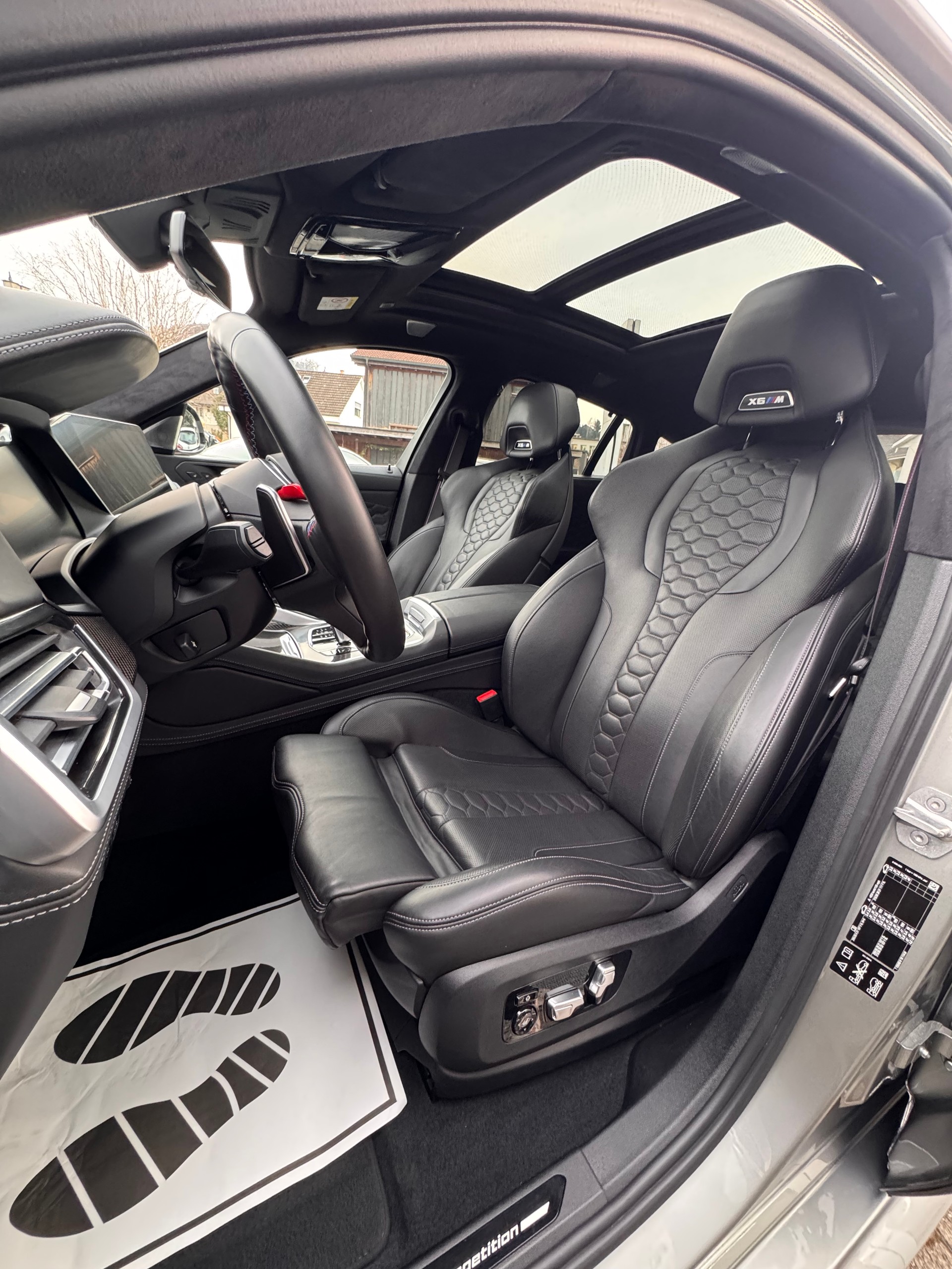 BMW X6M Steptronic M Competition-image-13