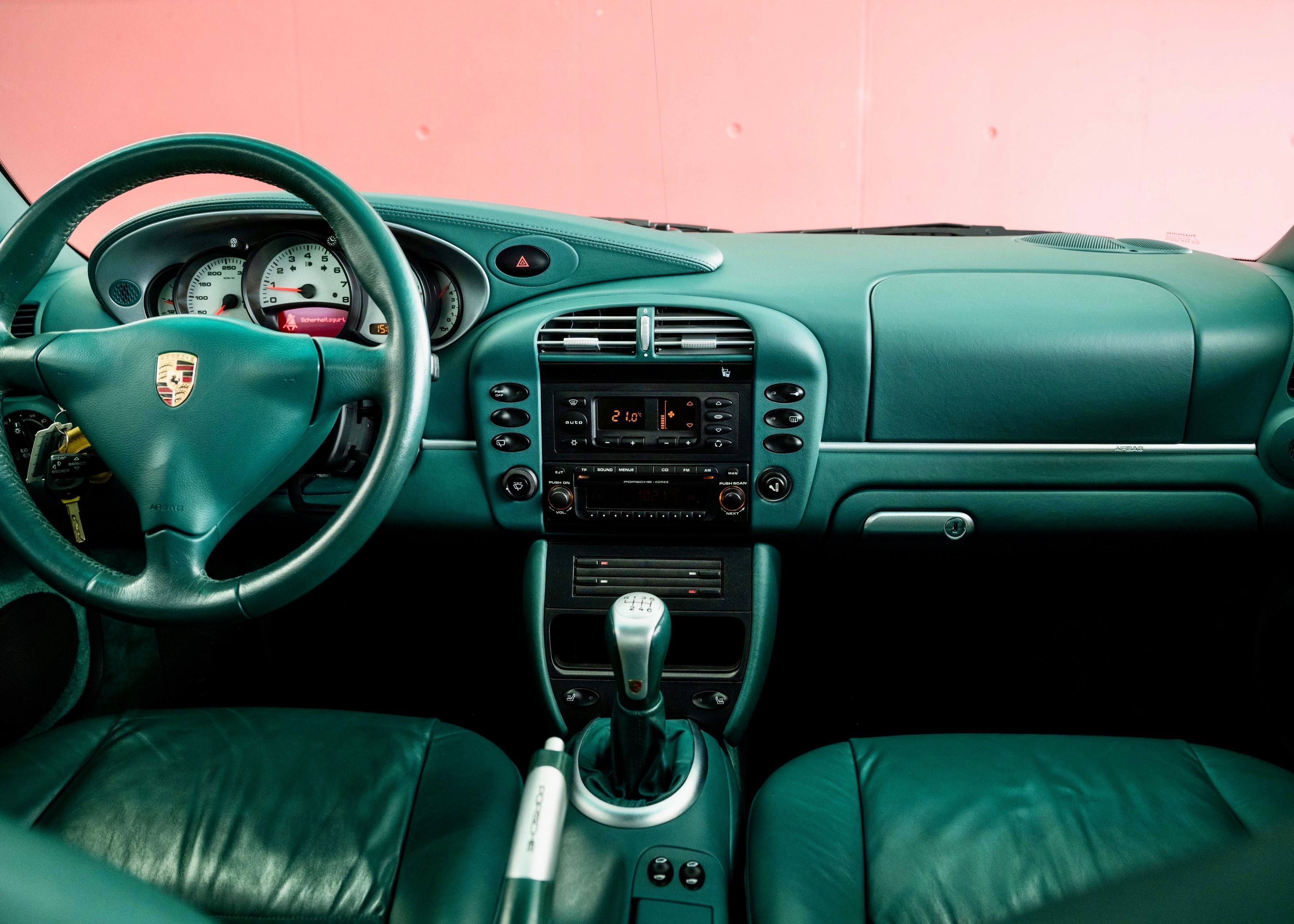 Image PORSCHE 911 911 Carrera 4S (Swiss model, fantastic condition, Nephrite leather, Porsche Exclusive options, clutch and IMS replaced)