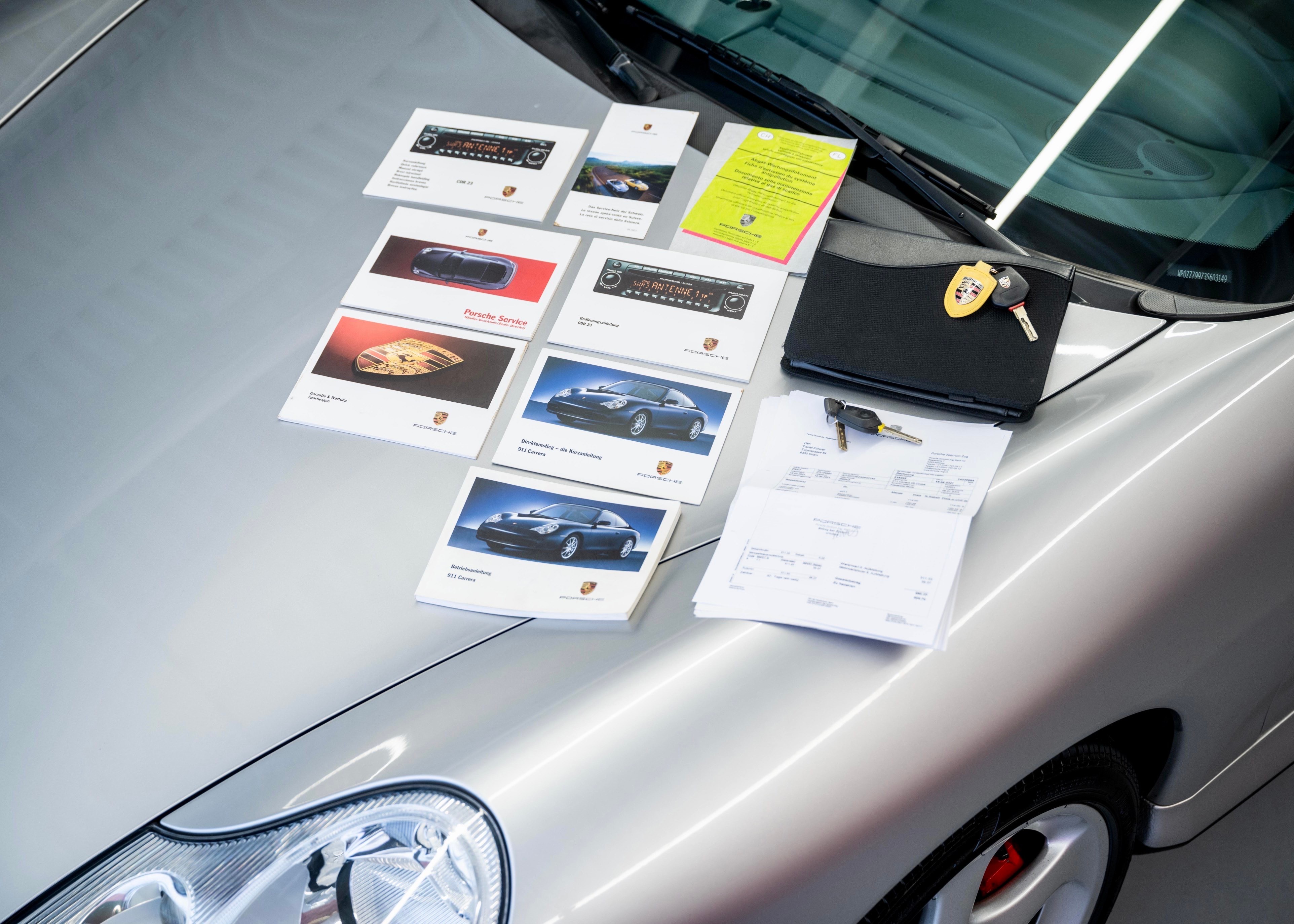 Image PORSCHE 911 911 Carrera 4S (Swiss model, fantastic condition, Nephrite leather, Porsche Exclusive options, clutch and IMS replaced)