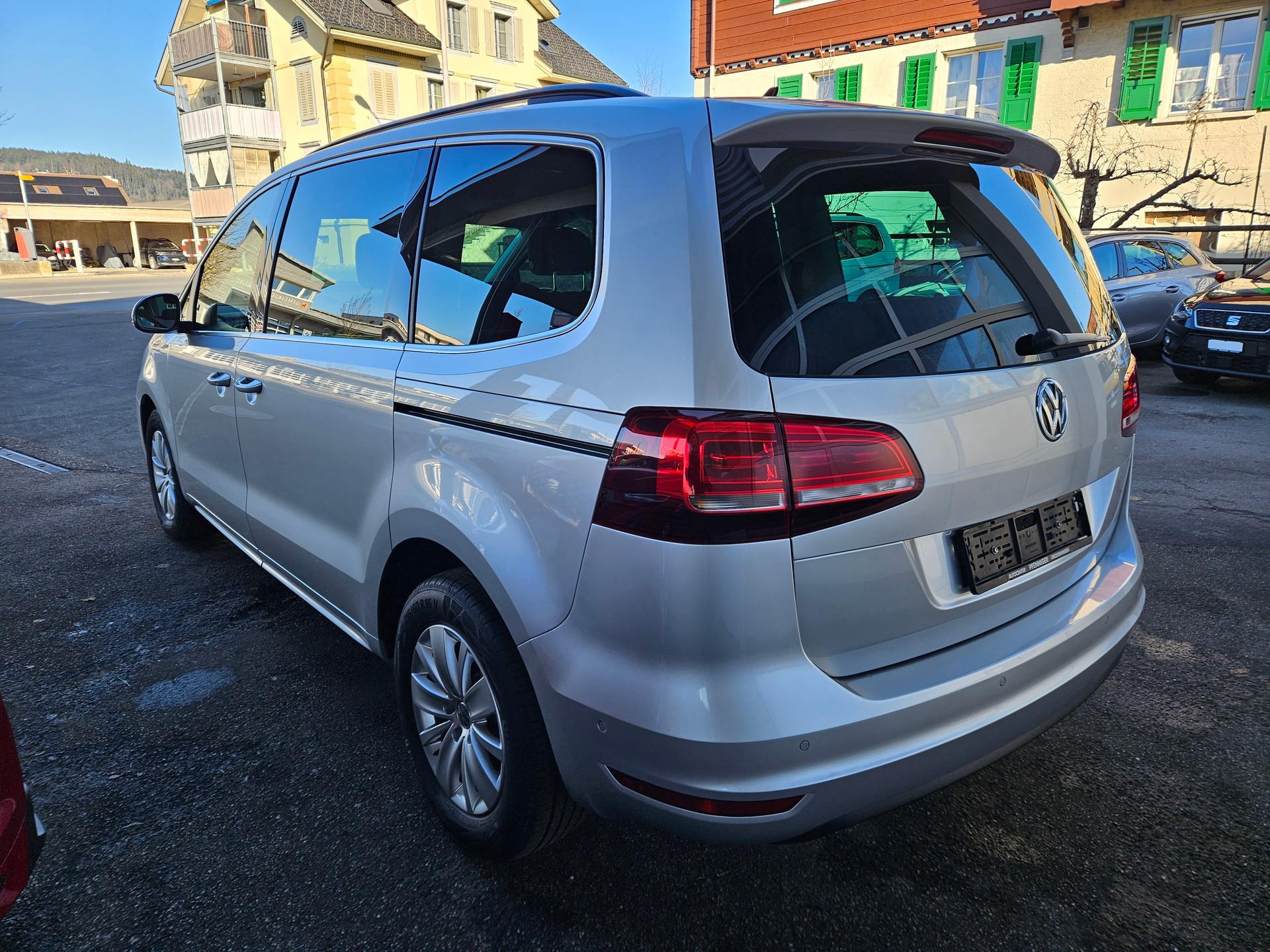 VW Sharan 1.4 TSI BlMT Comfortline DSG-image-2
