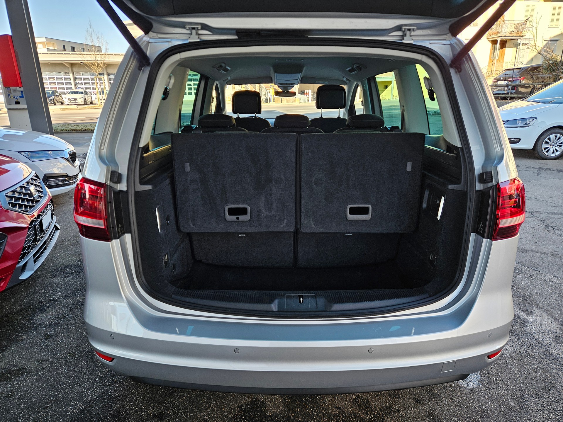 VW Sharan 1.4 TSI BlMT Comfortline DSG-image-9