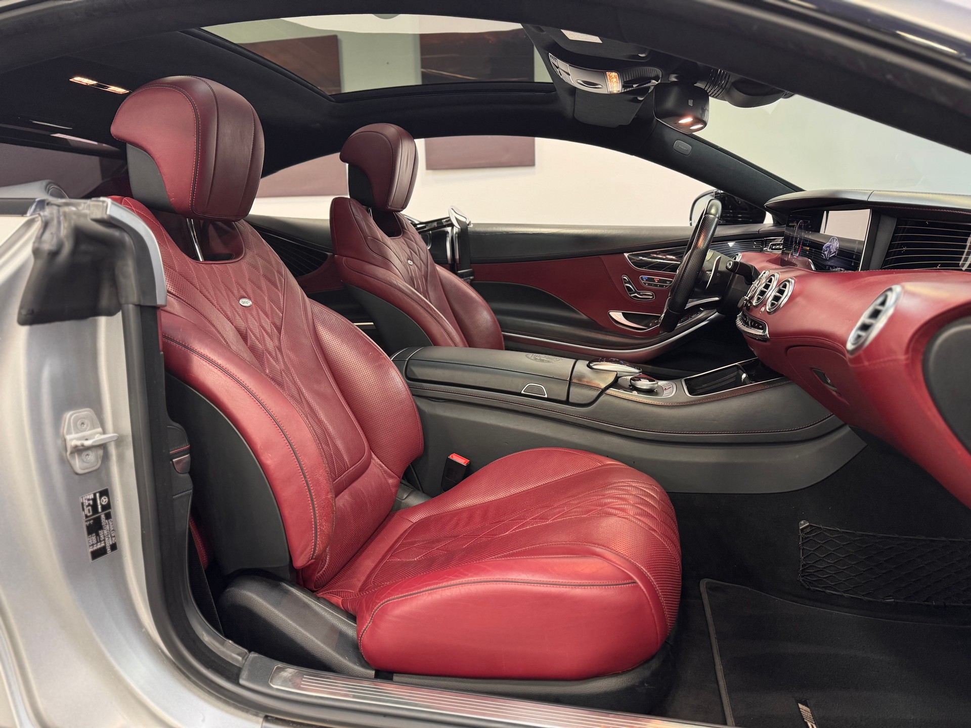 MERCEDES-BENZ S 500 Coupé 4Matic 7G-Tronic *S63 Facelift Umbau / Silber Matt / Night Vision / 3D Burmester Soundsystem / Head-Up / 360 Kamera*-image-8