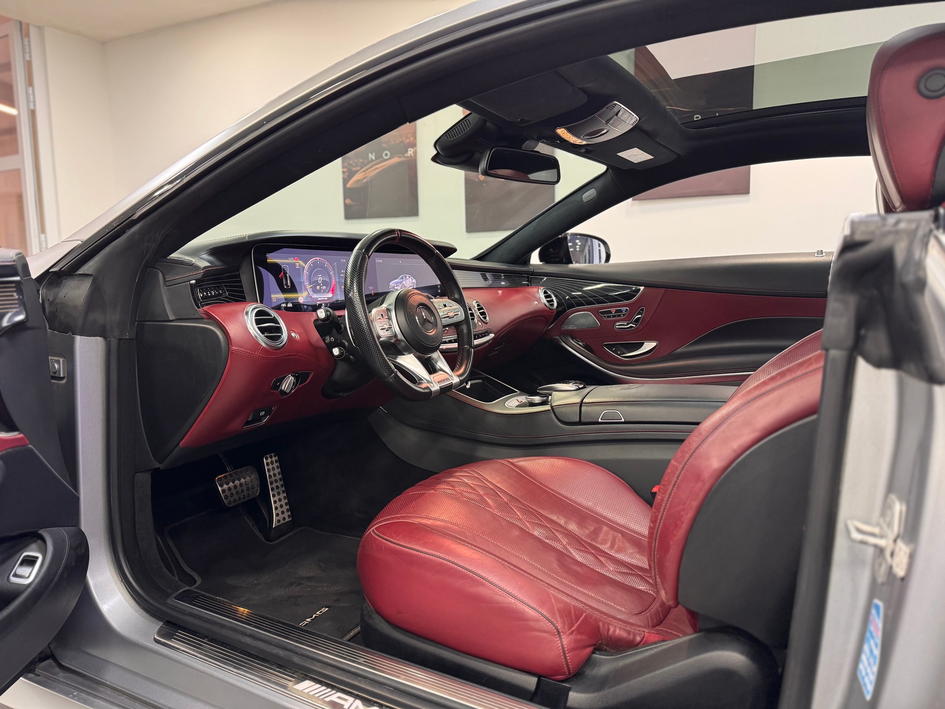 MERCEDES-BENZ S 500 Coupé 4Matic 7G-Tronic *S63 Facelift Umbau / Silber Matt / Night Vision / 3D Burmester Soundsystem / Head-Up / 360 Kamera*-image-6