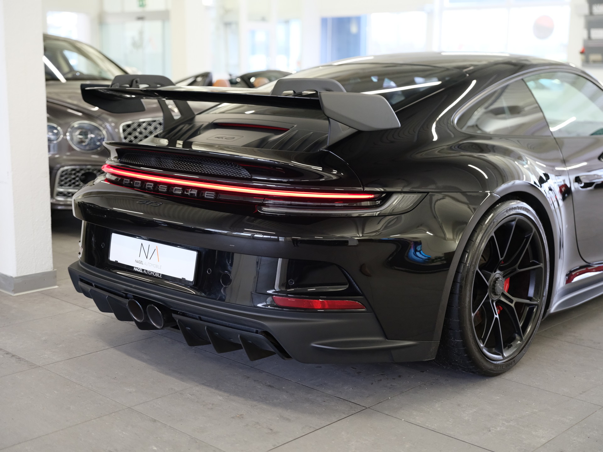 PORSCHE 911 GT3 PDK *Ambiente* *Vollschalensitze* *Sport-Chrono-Paket*-image-12