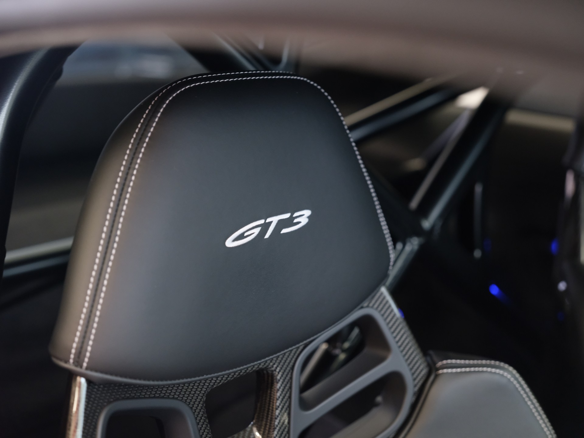 PORSCHE 911 GT3 PDK *Ambiente* *Vollschalensitze* *Sport-Chrono-Paket*-image-17