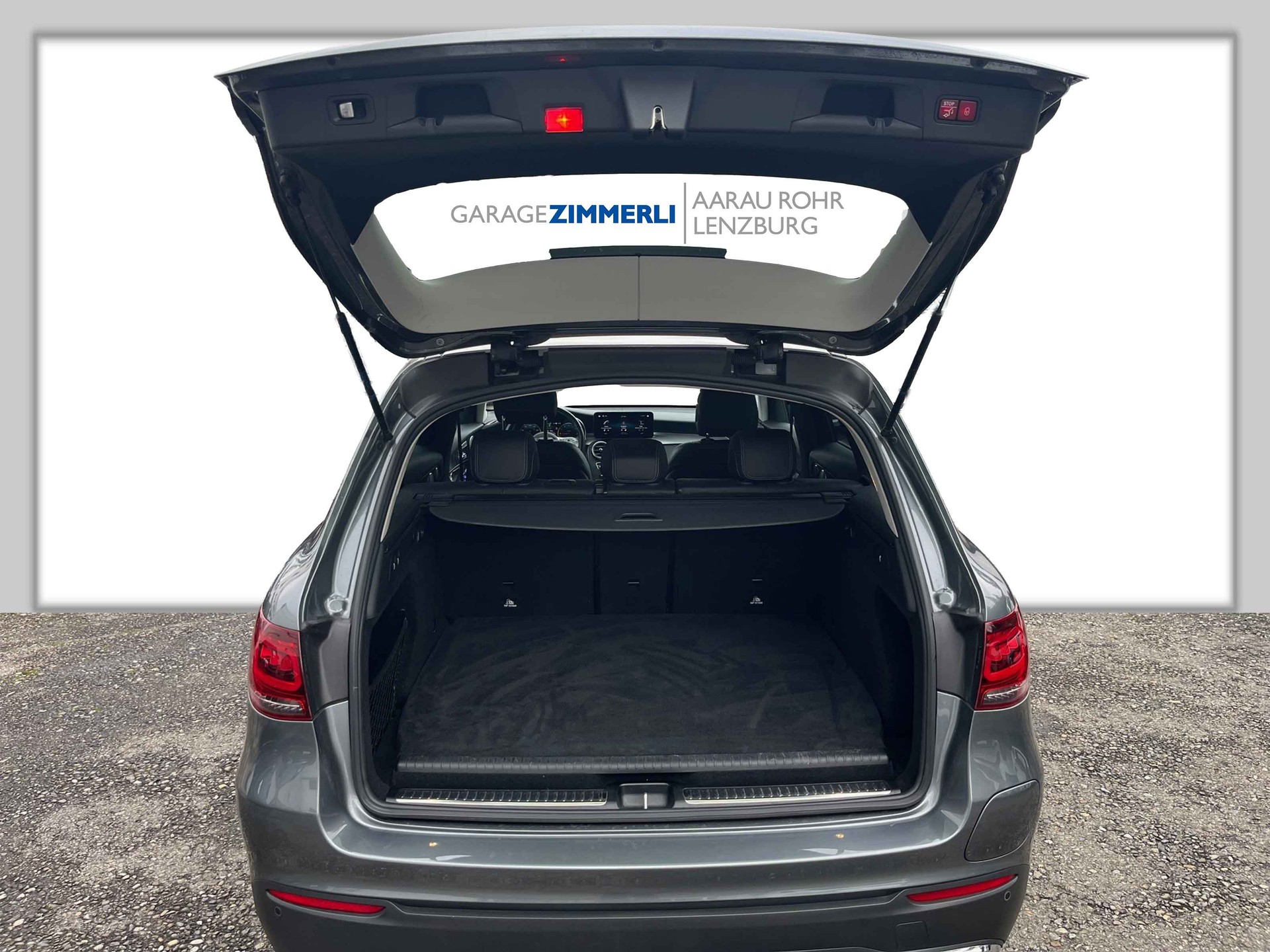 MERCEDES-BENZ GLC 300 de AMG Line 4Matic 9G-Tronic-image-8