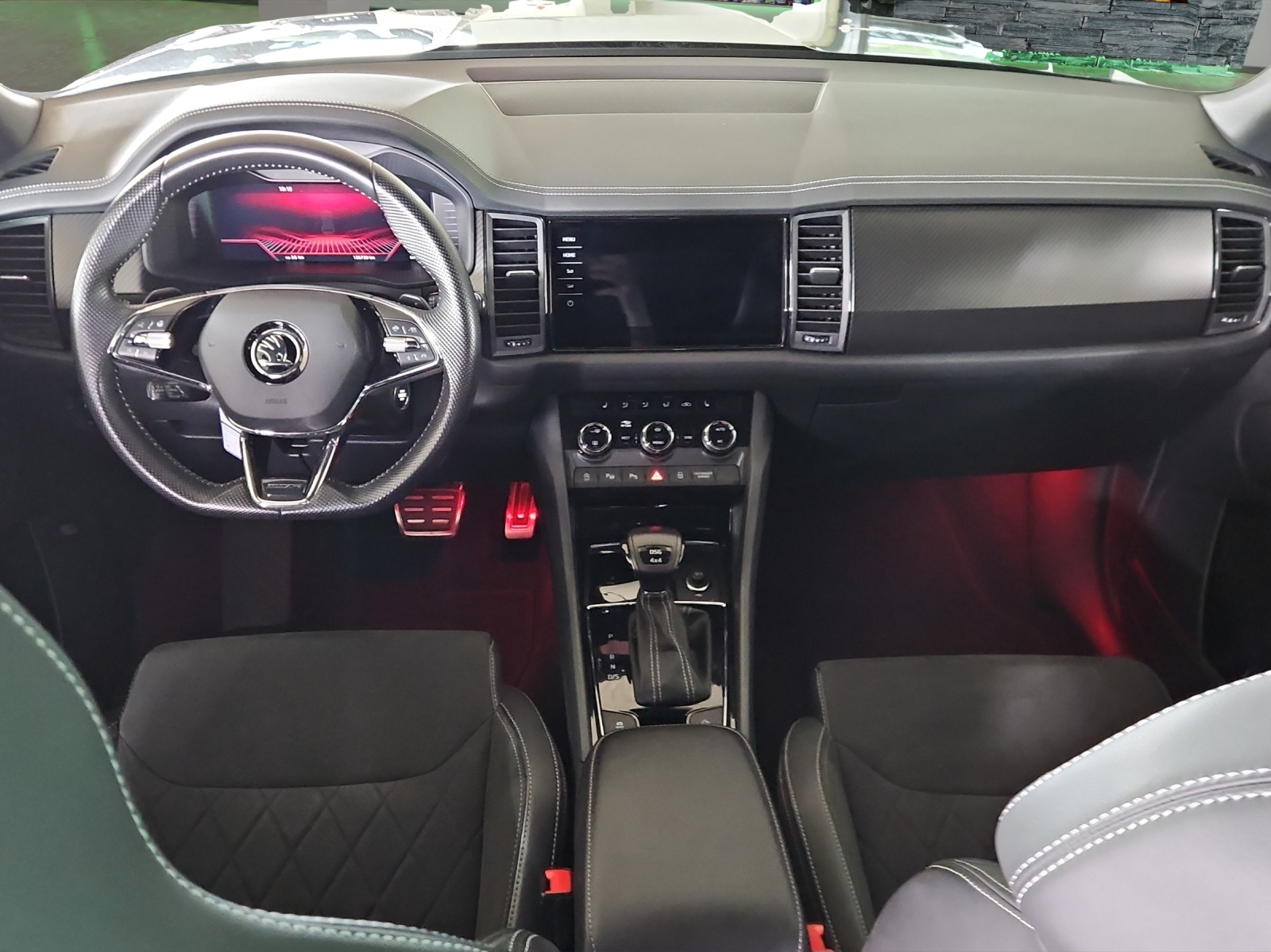 SKODA Kodiaq 2.0 TDI CR SportLine 4x4 DSG-image-7
