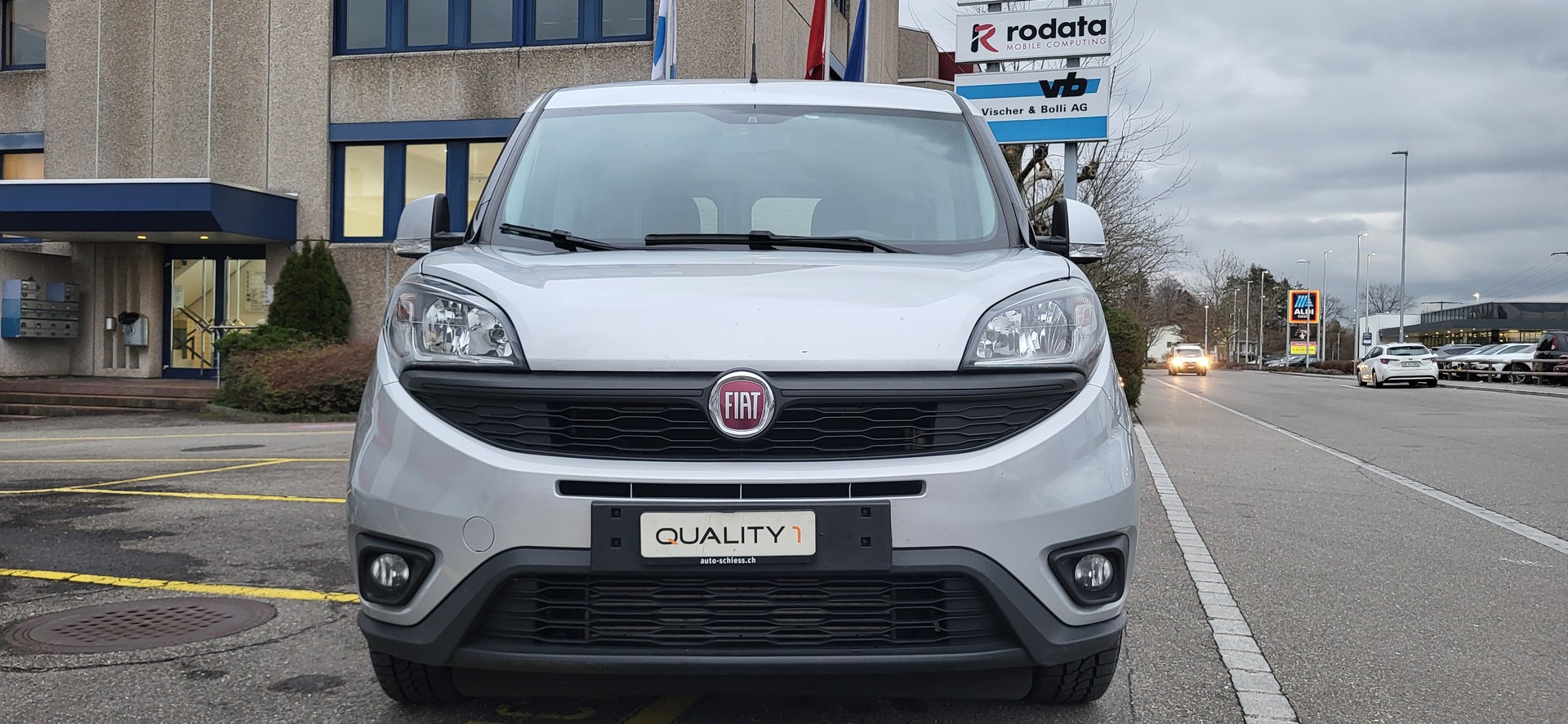 FIAT Doblò 1.4 TB Easy-image-0