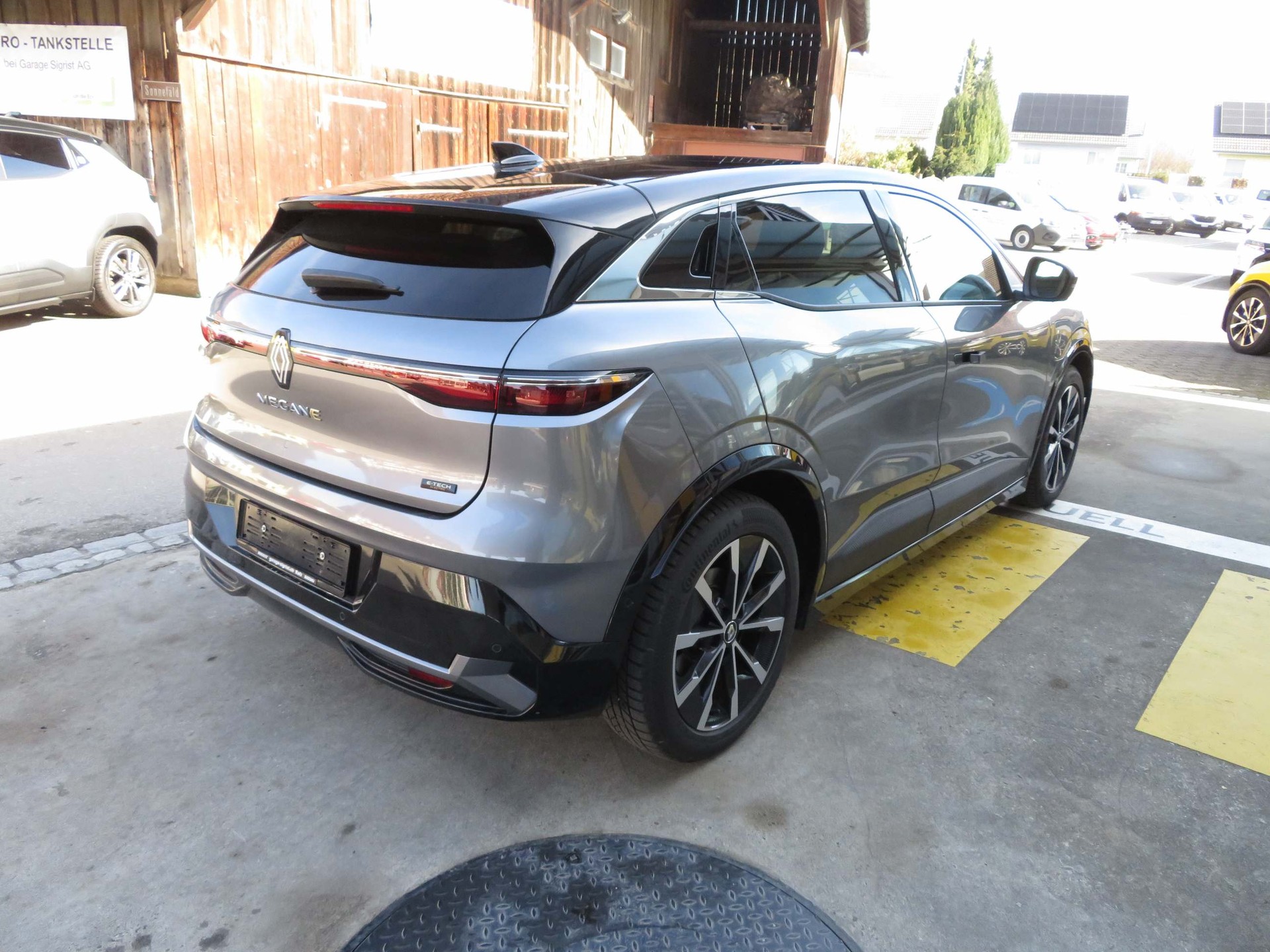 RENAULT Mégane E-Tech techno-image-4