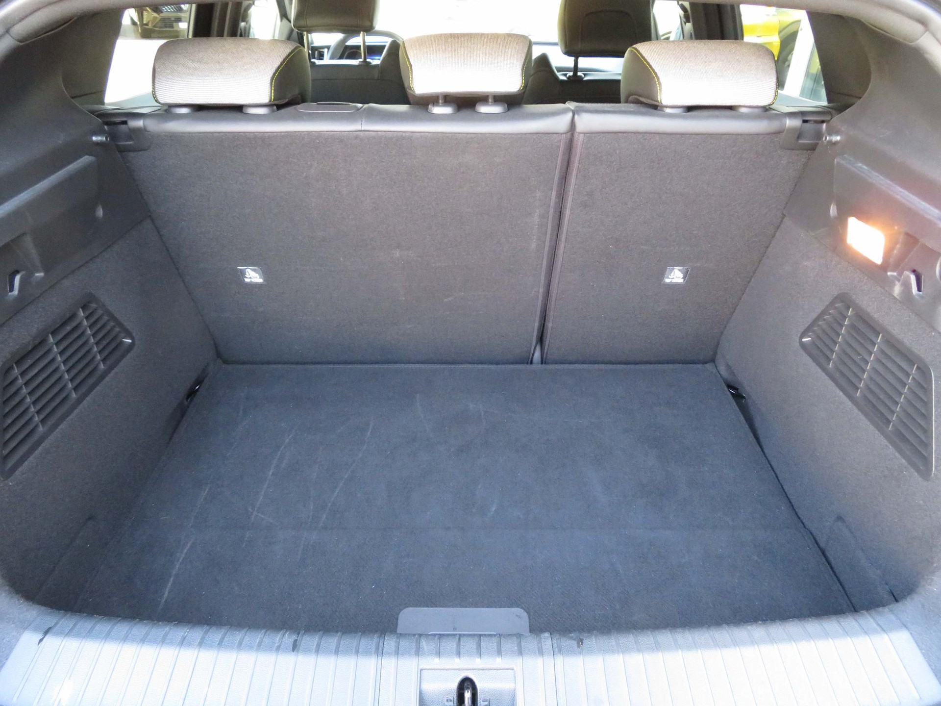 RENAULT Mégane E-Tech techno-image-8