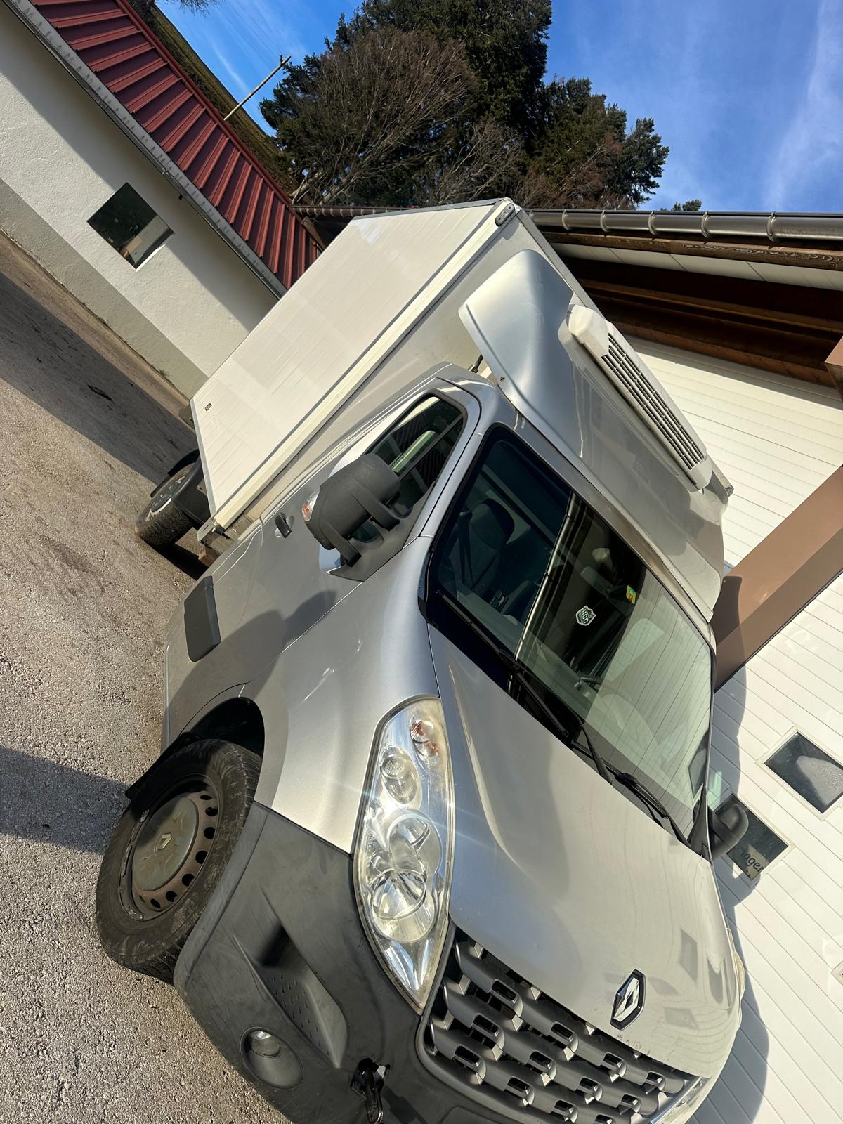 RENAULT Master T35 2.3dCi L3H1-image-1