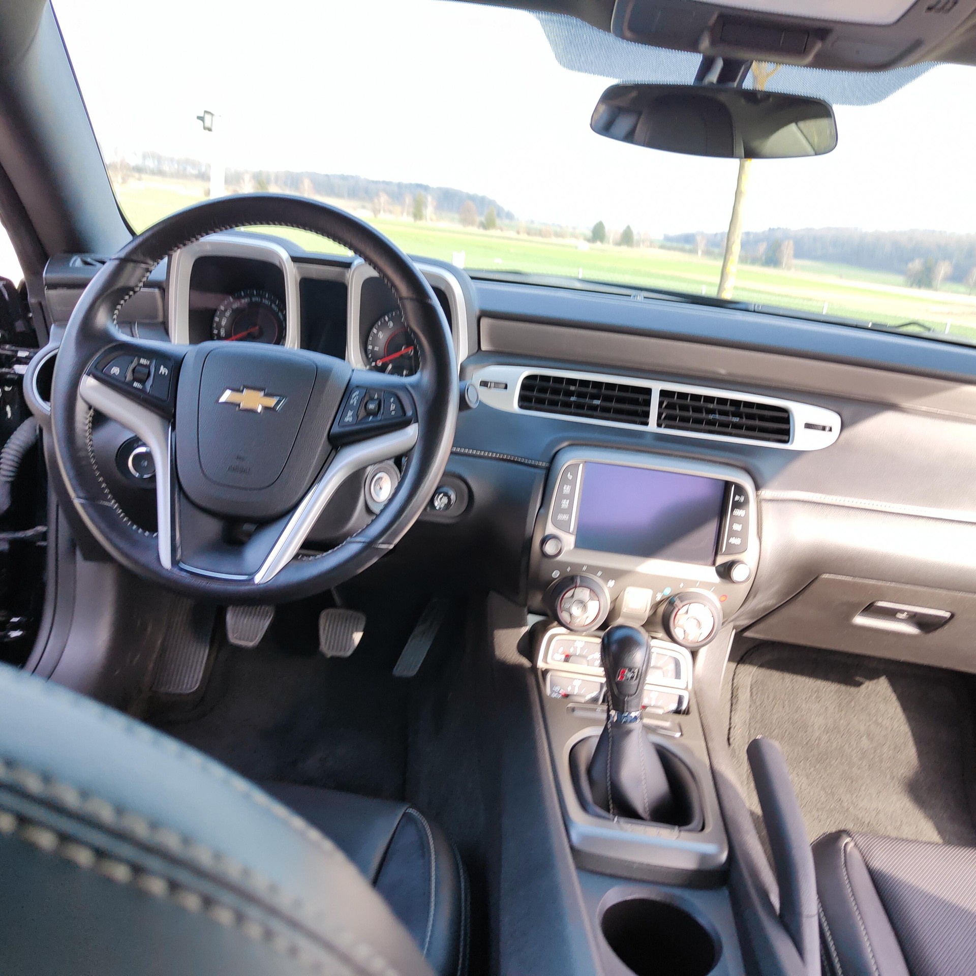 CHEVROLET Camaro 6.2 Coupé-image-4