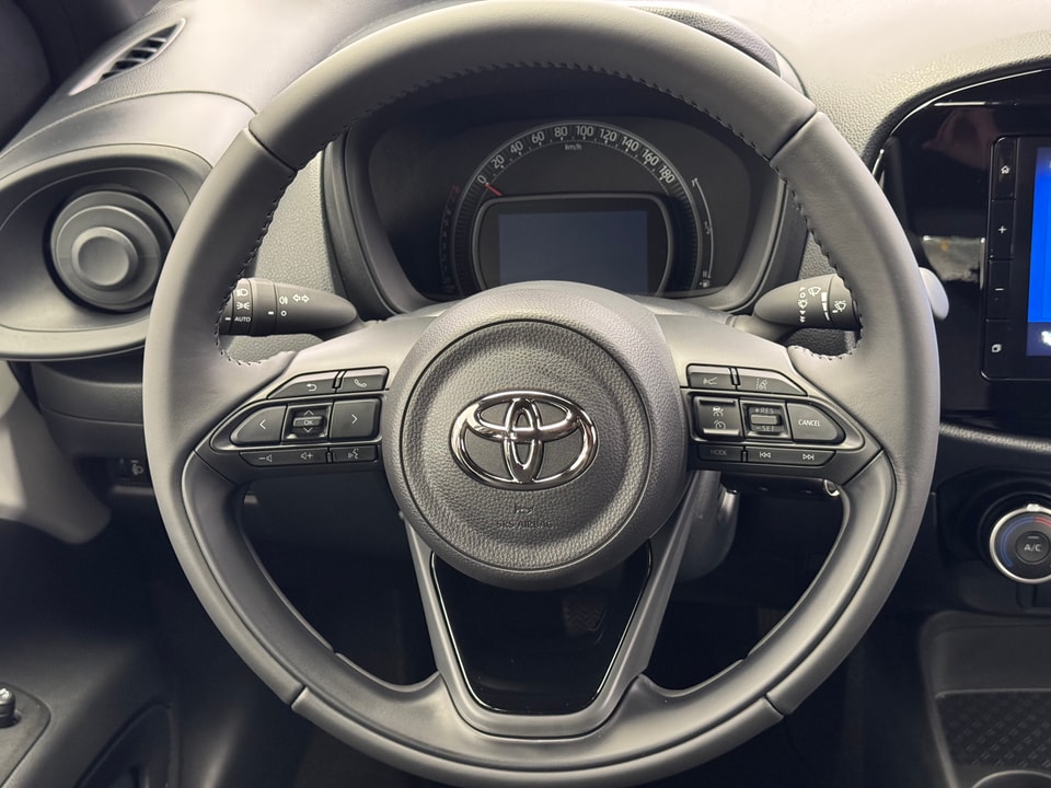 Aygo X 1.0 VVT-i Comfort