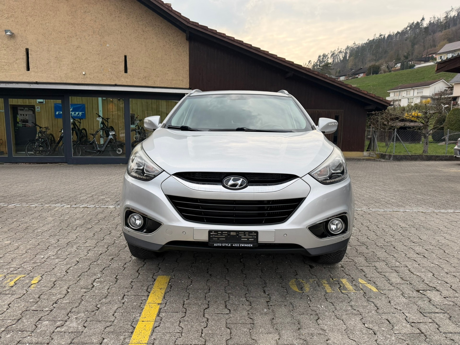 HYUNDAI iX 35 2.0 CRDi Style 4WD-image-1