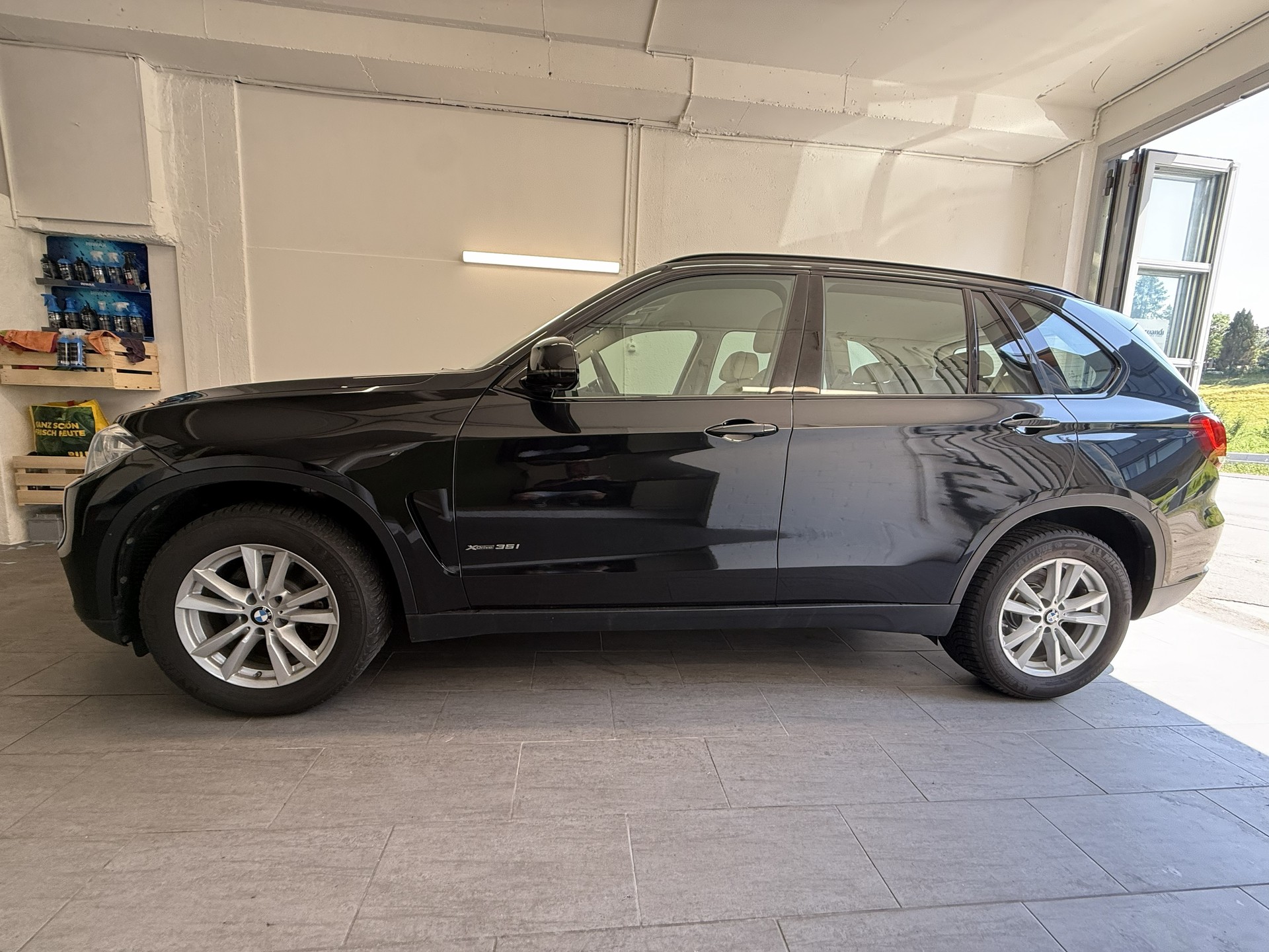 BMW X5 xDrive 35i Steptronic Ab 330.- pro Monat-image-1