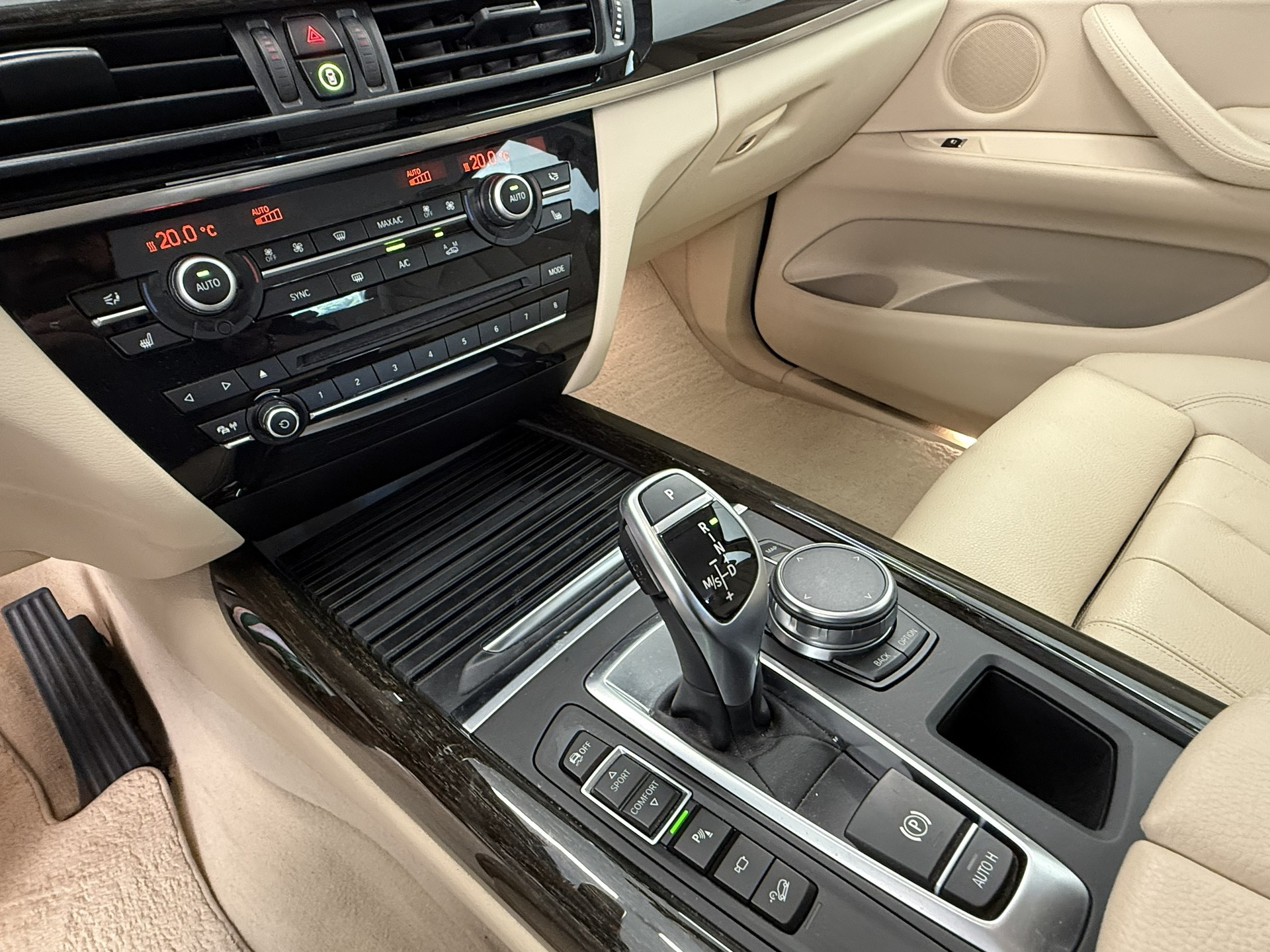 BMW X5 xDrive 35i Steptronic Ab 330.- pro Monat-image-11