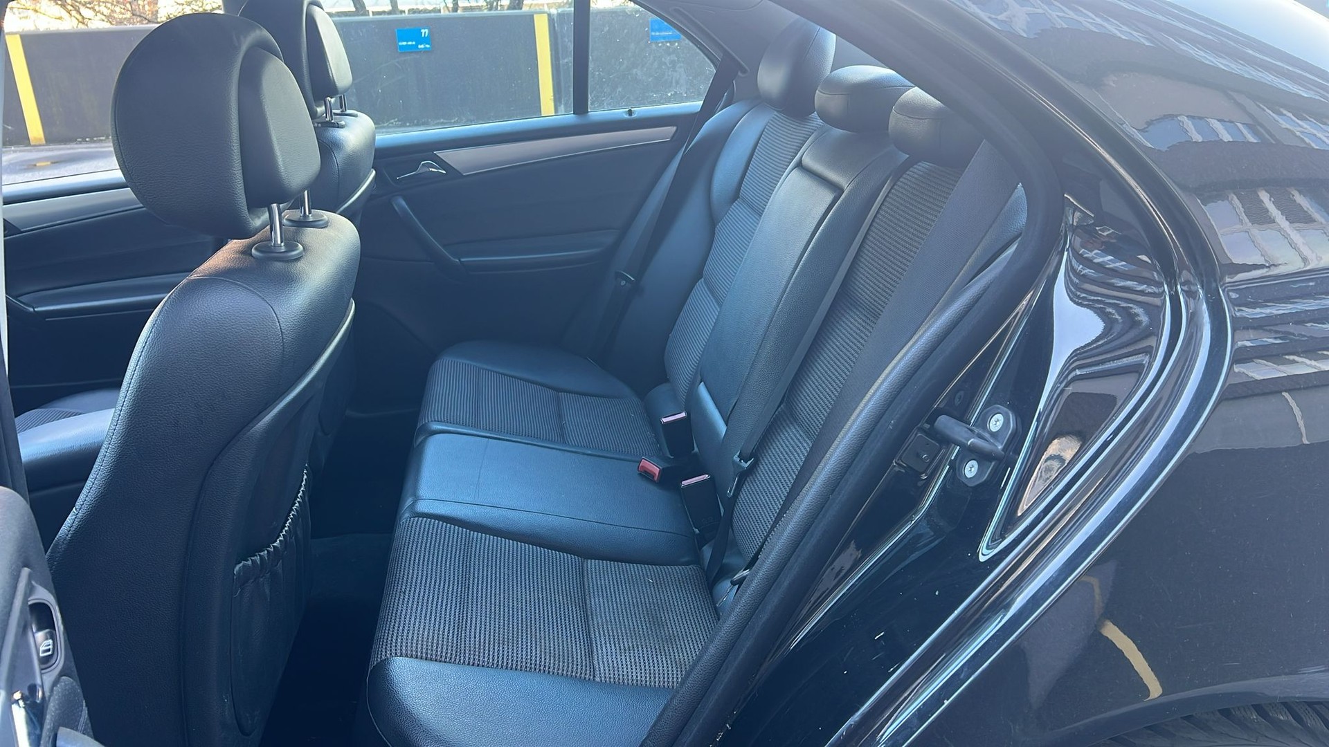 MERCEDES-BENZ C 280 Avantgarde Sport Edition 4Matic Automatic-image-13
