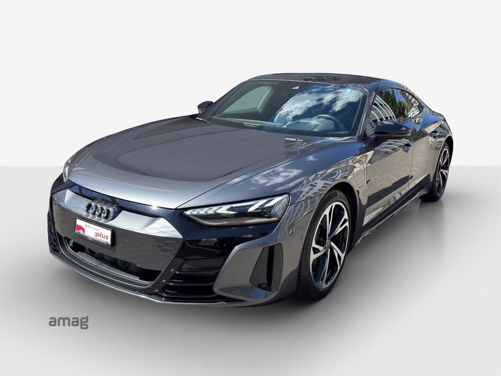 AUDI e-tron GT quattro-image-0