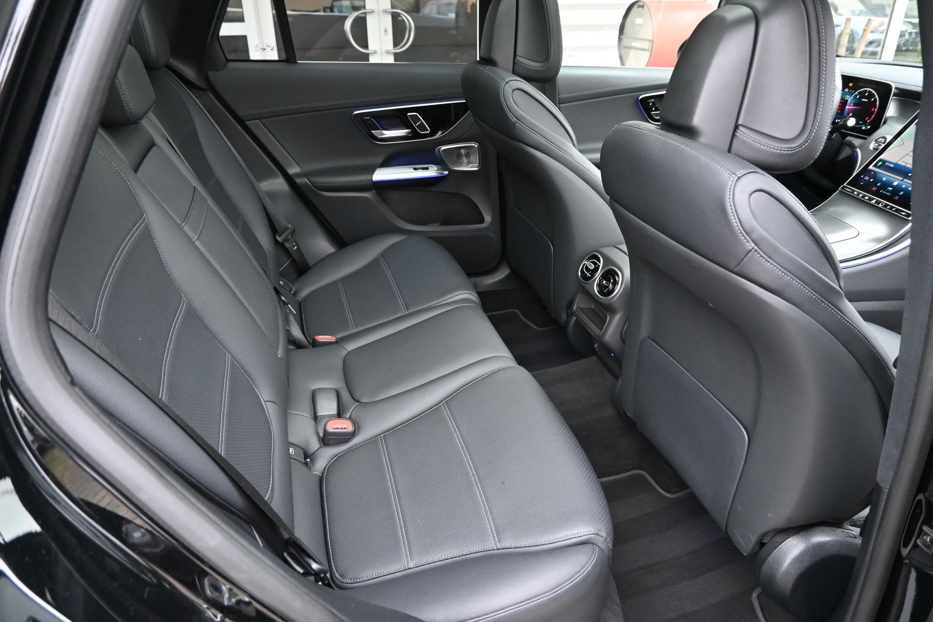 MERCEDES-BENZ GLC 220 d 4Matic Avantgarde 9G-Tronic (CH Auto) + AHK 2500kg-image-14