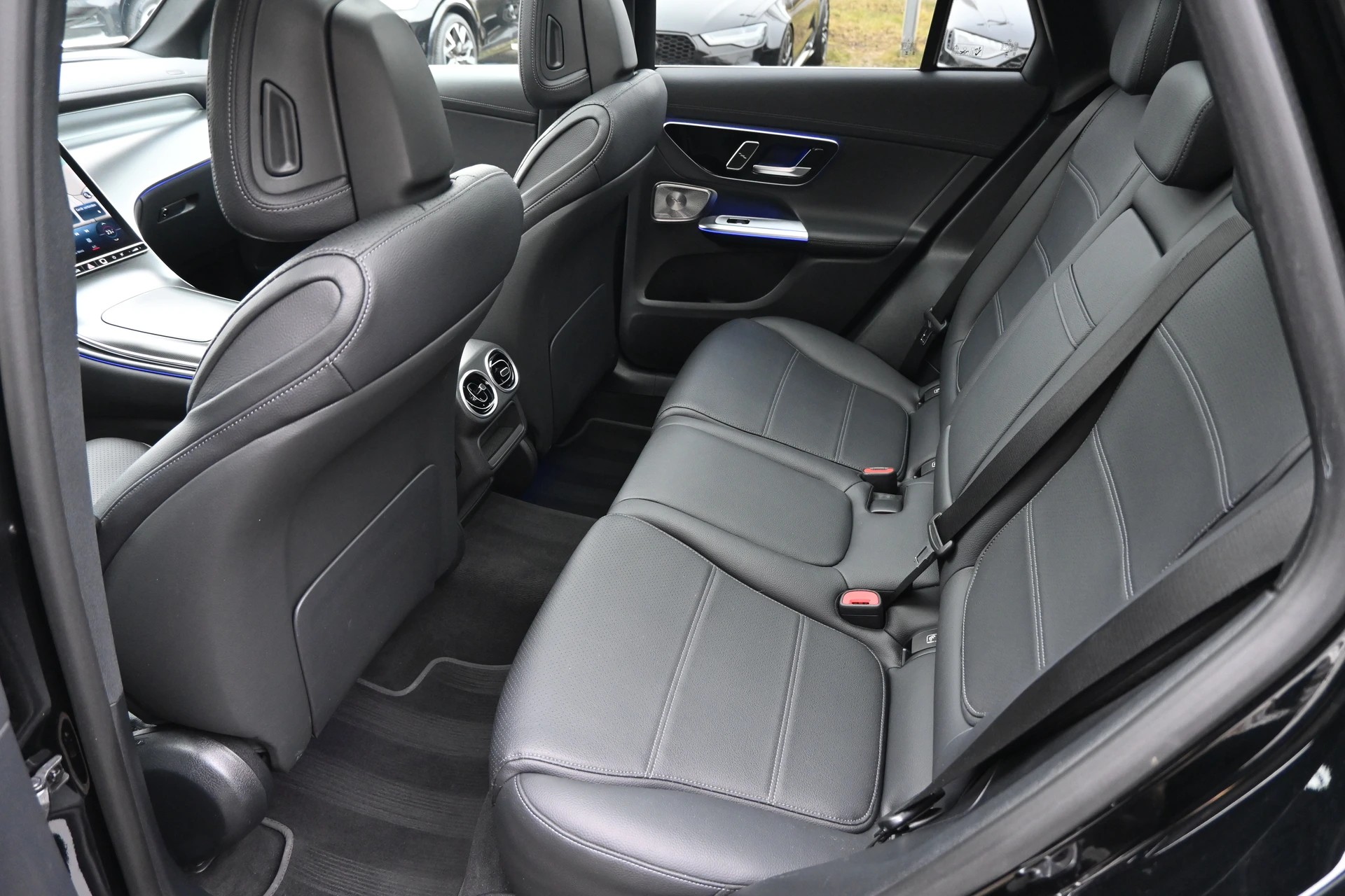 MERCEDES-BENZ GLC 220 d 4Matic Avantgarde 9G-Tronic (CH Auto) + AHK 2500kg-image-13