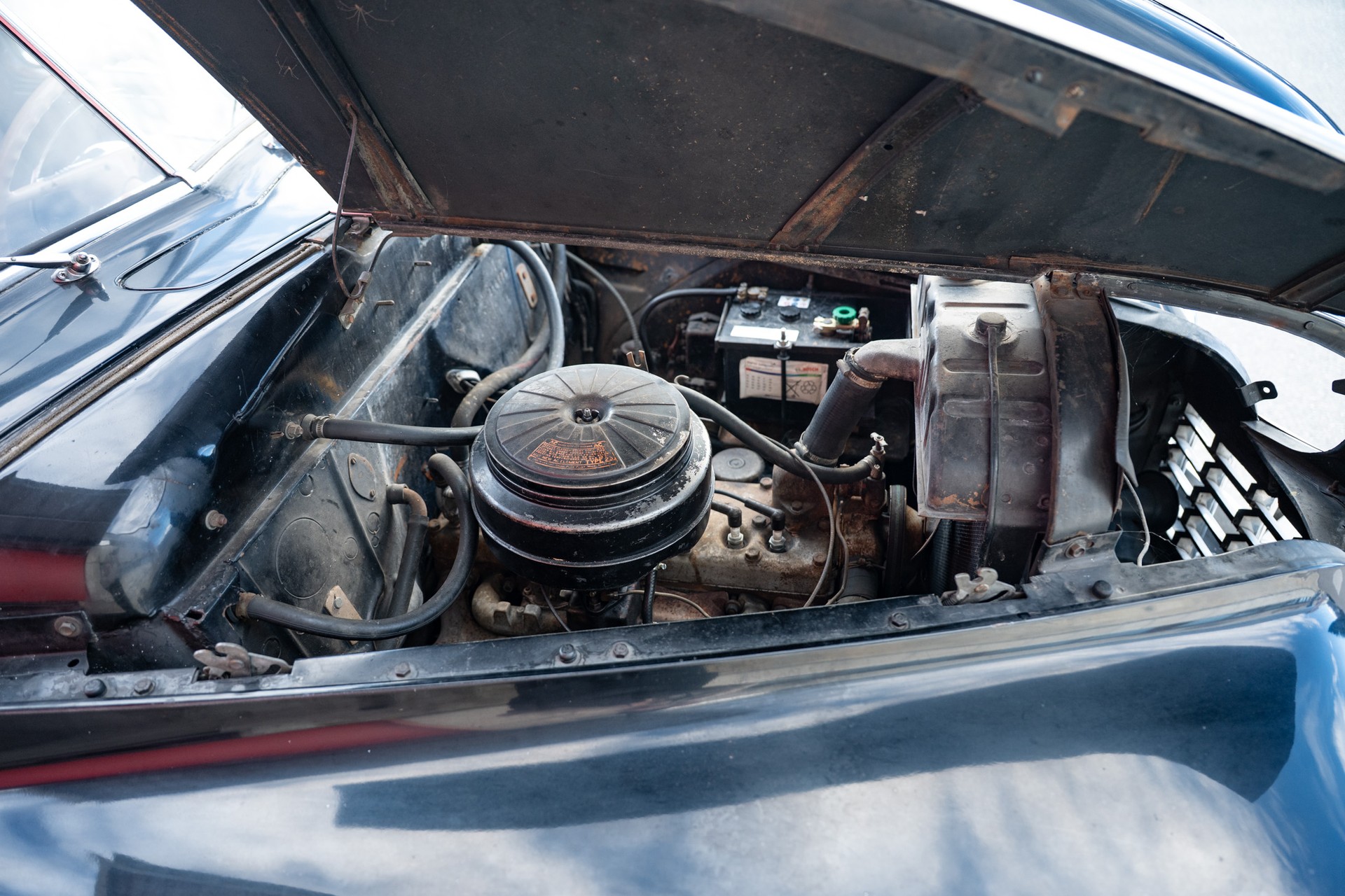 DODGE Custom Sedan-image-6