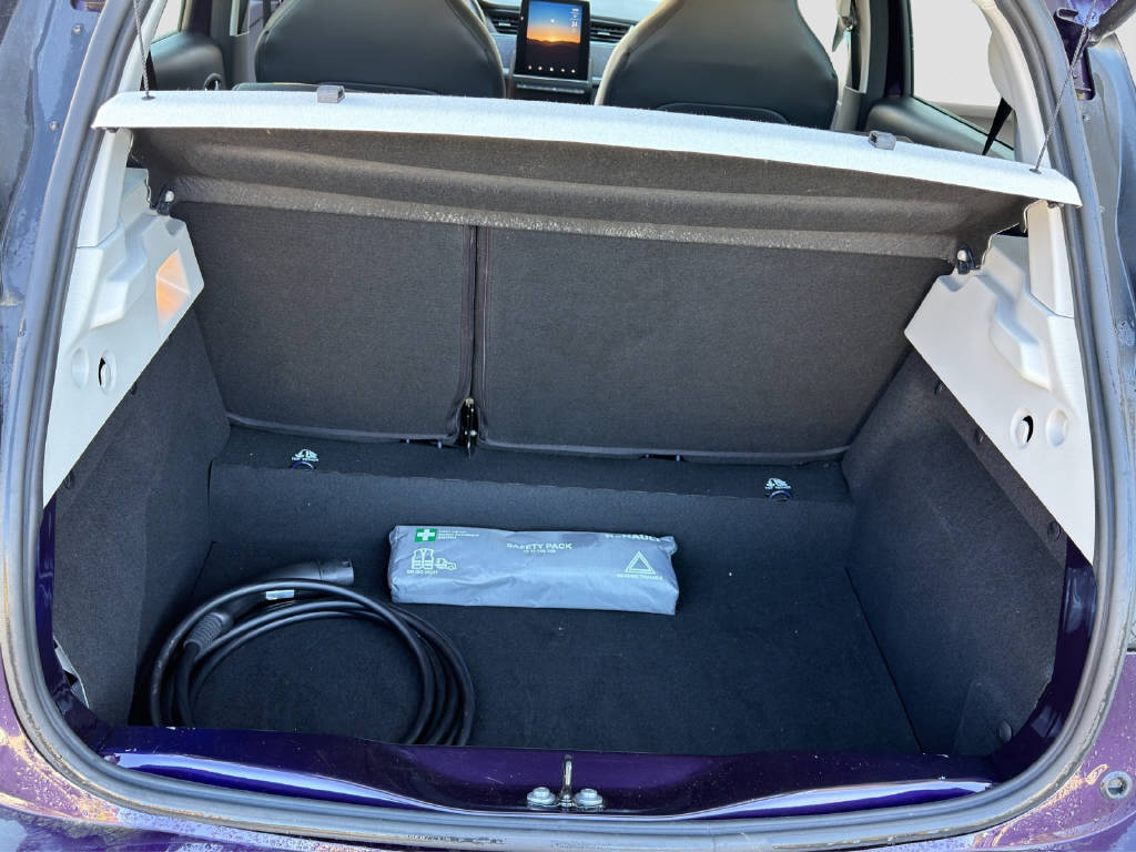 RENAULT Zoe R135 Intens-image-12