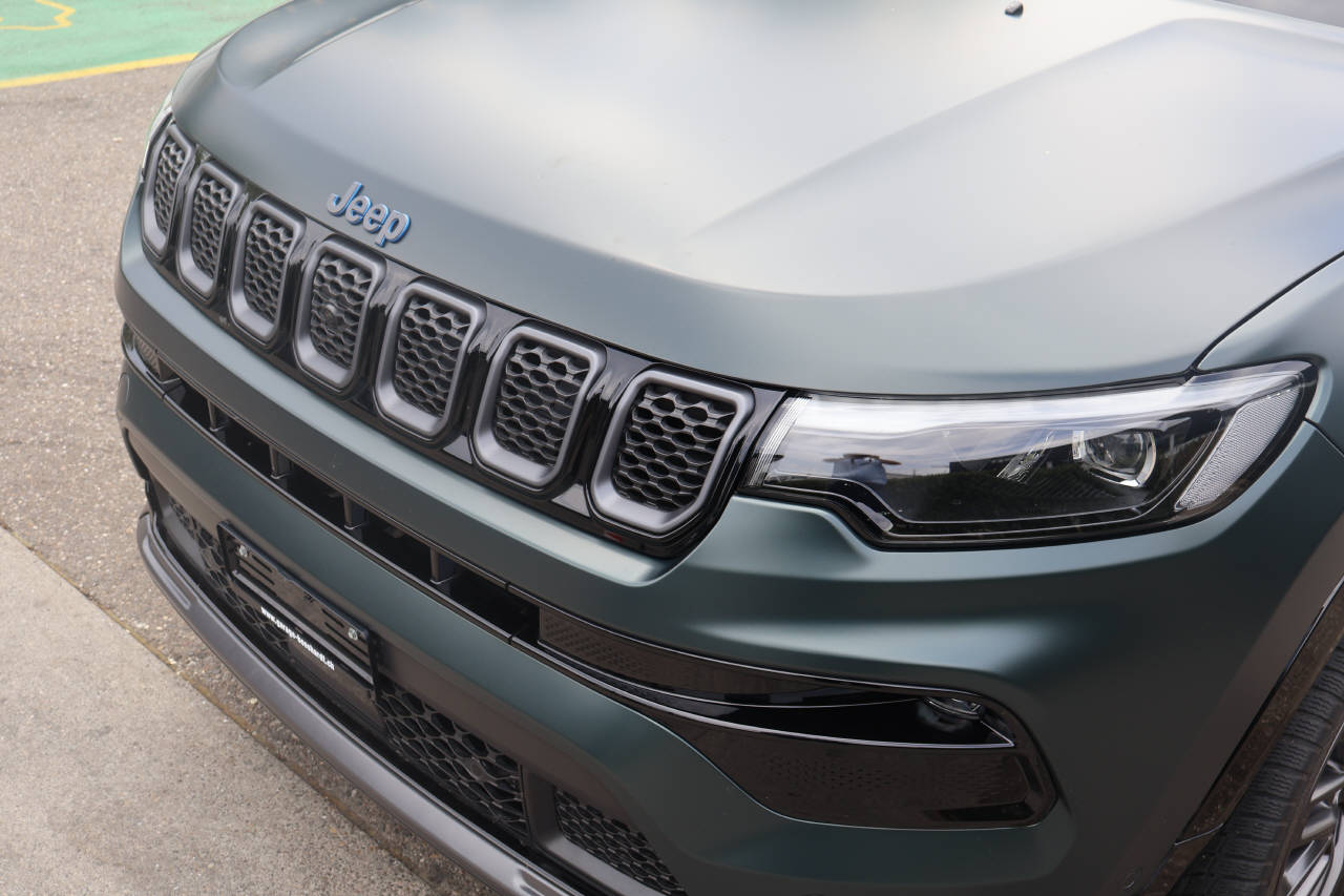 JEEP Compass 1.3 80th Anniversary 4xe-image-8