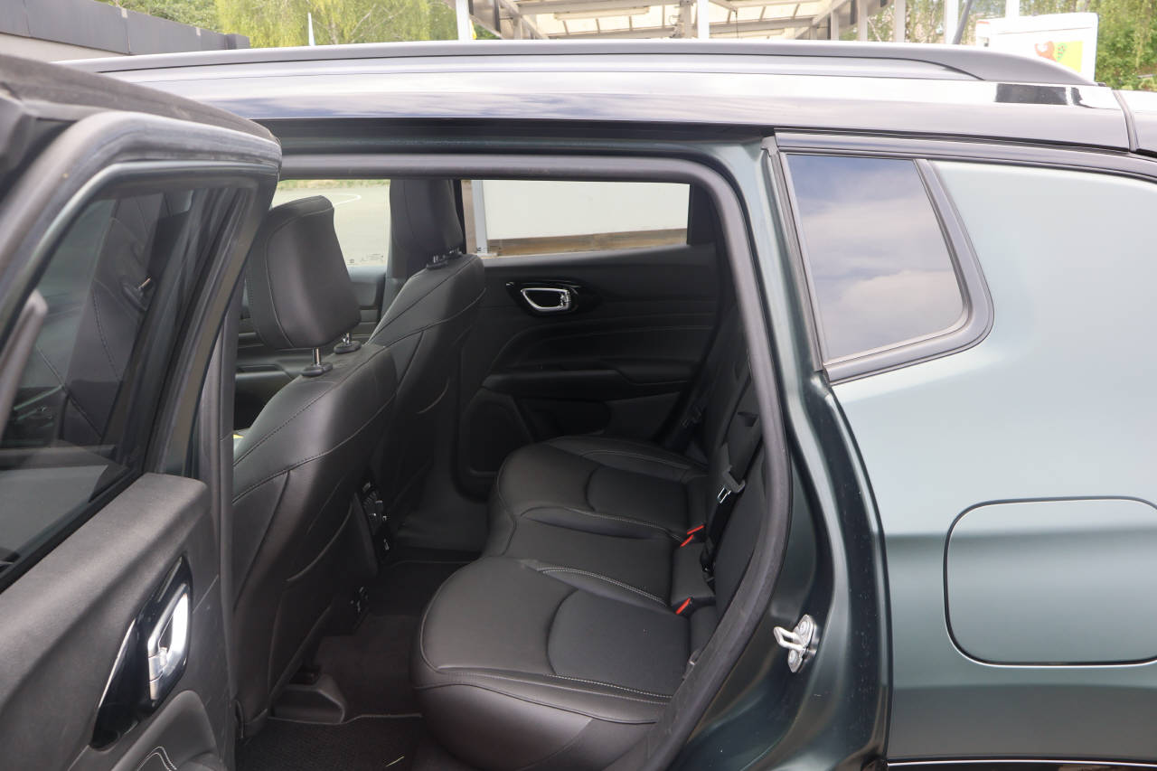 JEEP Compass 1.3 80th Anniversary 4xe-image-15