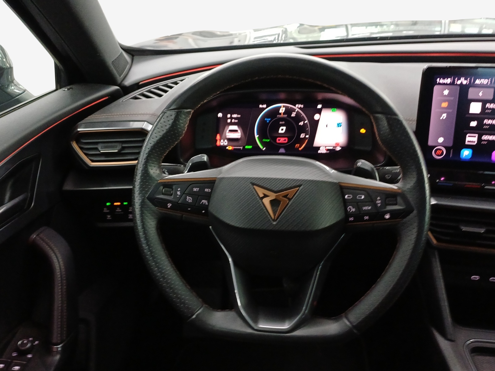 CUPRA Formentor 1.4 e-HYBRID pHEV DSG-image-10