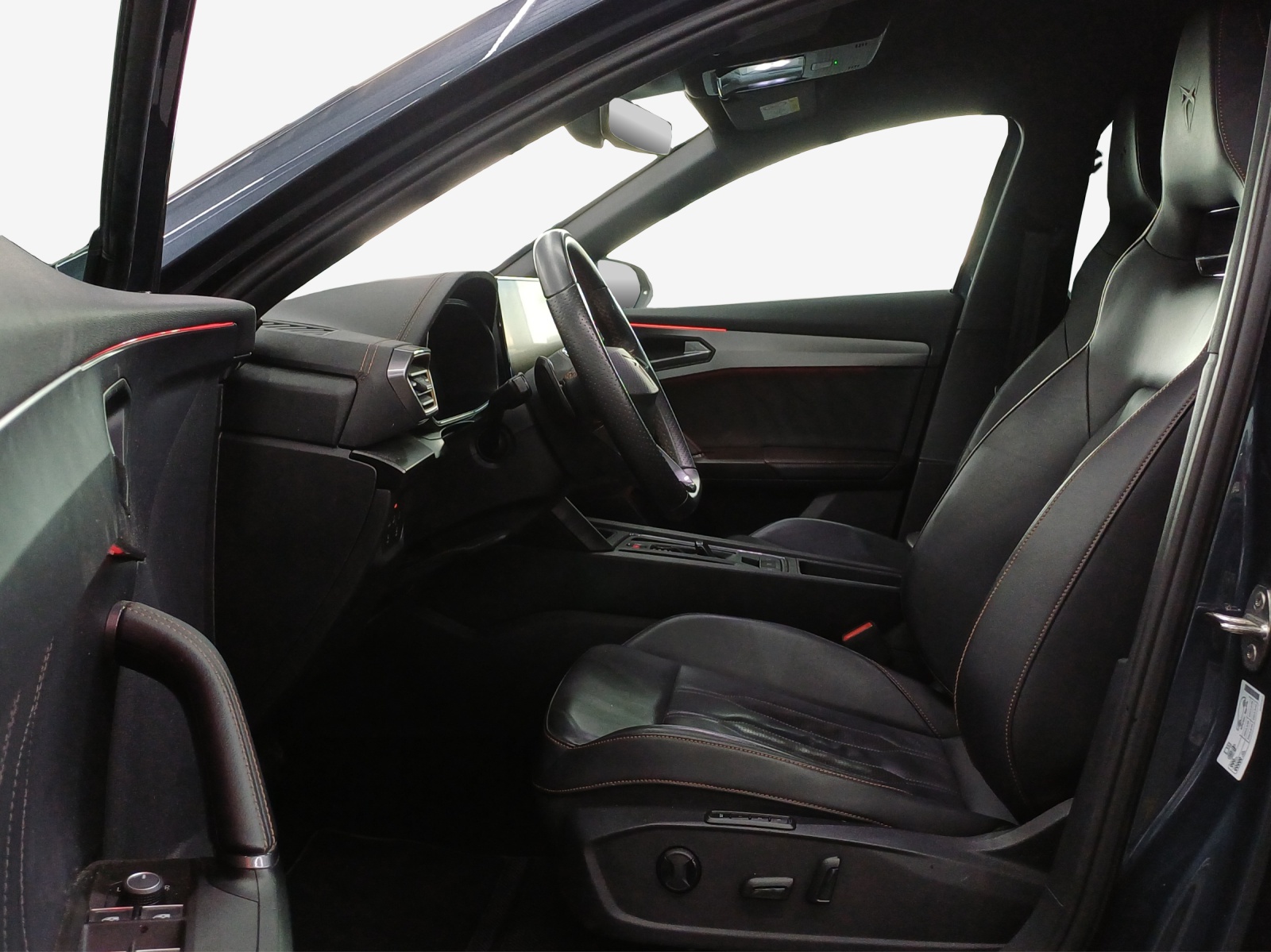 CUPRA Formentor 1.4 e-HYBRID pHEV DSG-image-8