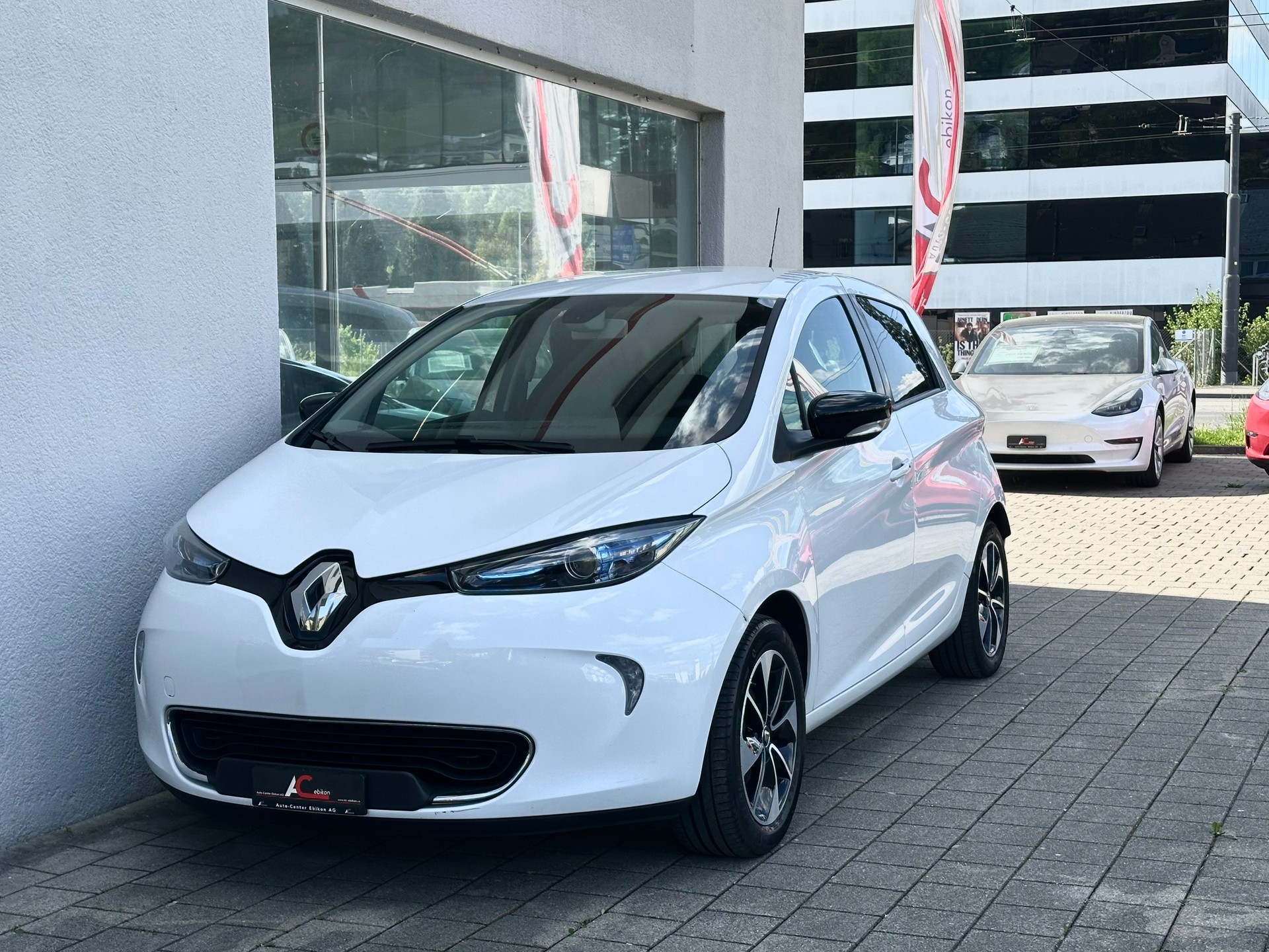 RENAULT Zoe Intens R90 (incl. Battery)-image-0