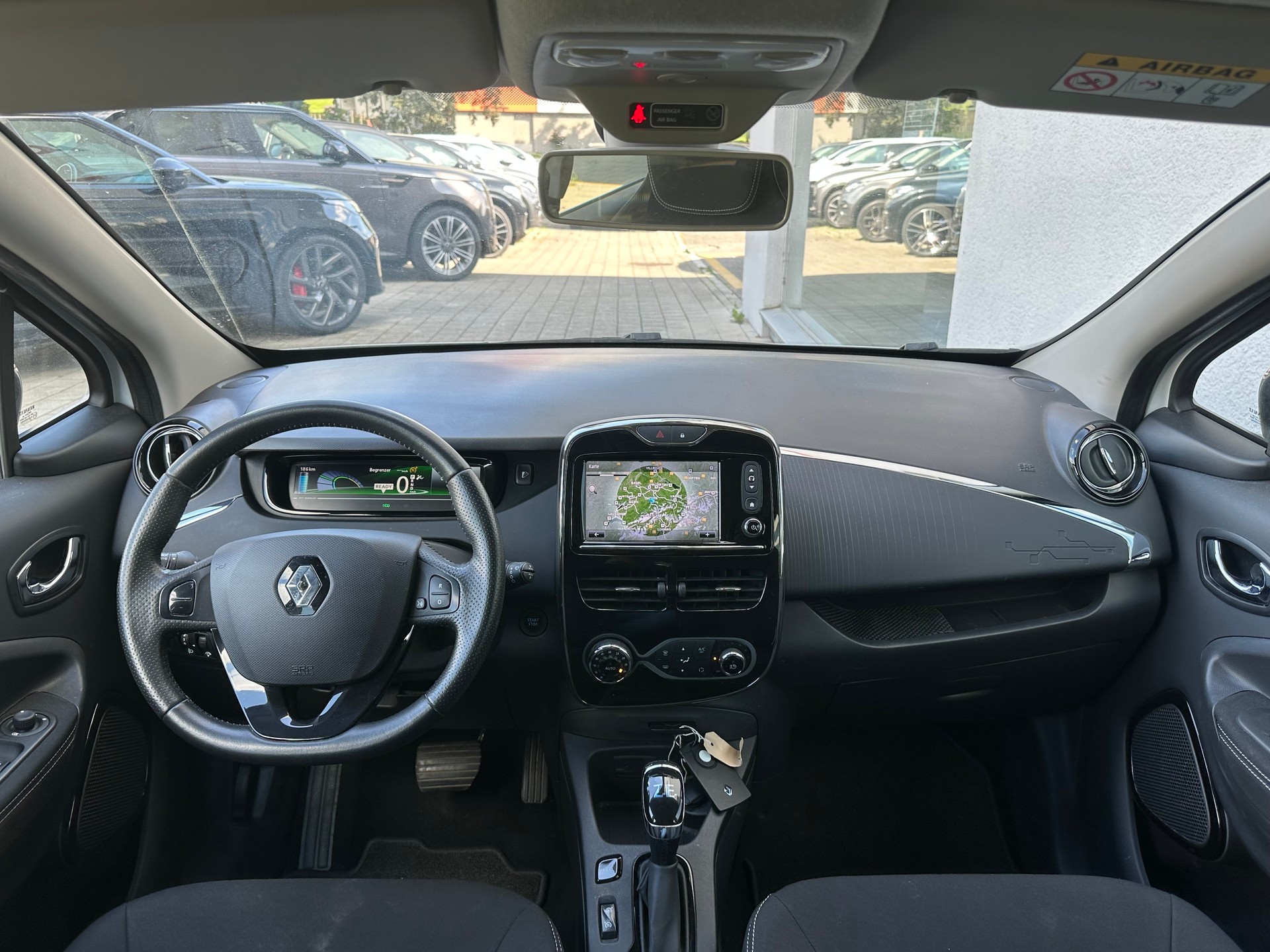RENAULT Zoe Intens R90 (incl. Battery)-image-6