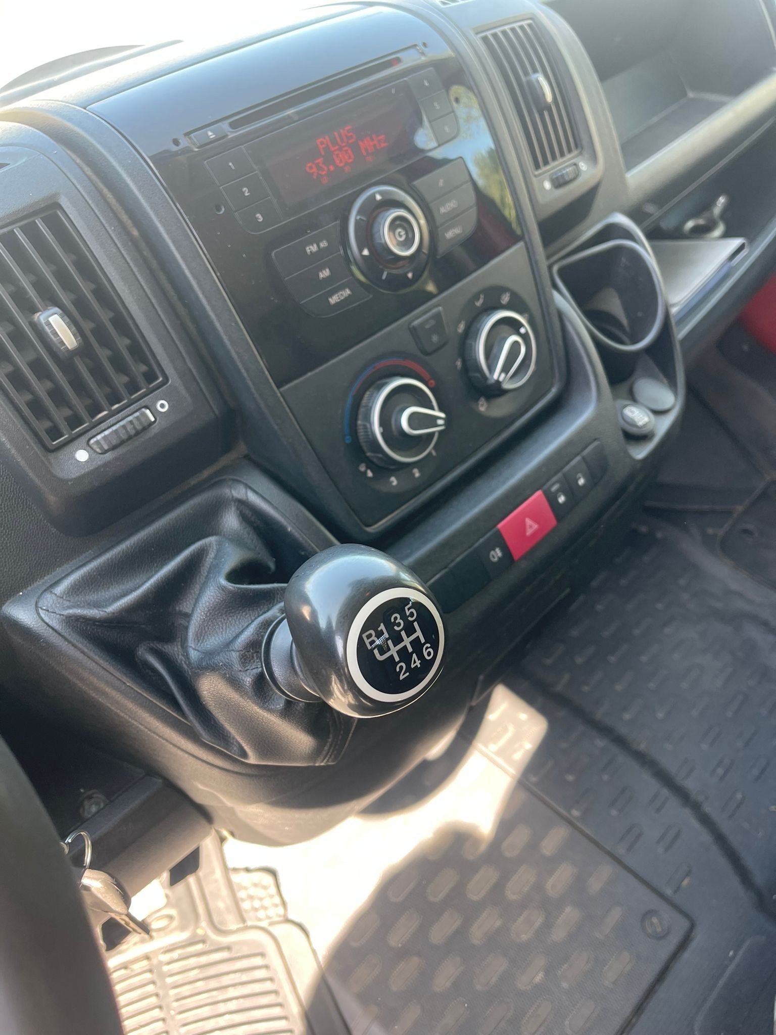 PEUGEOT Boxer 3.0 HDI 333 L2-image-7