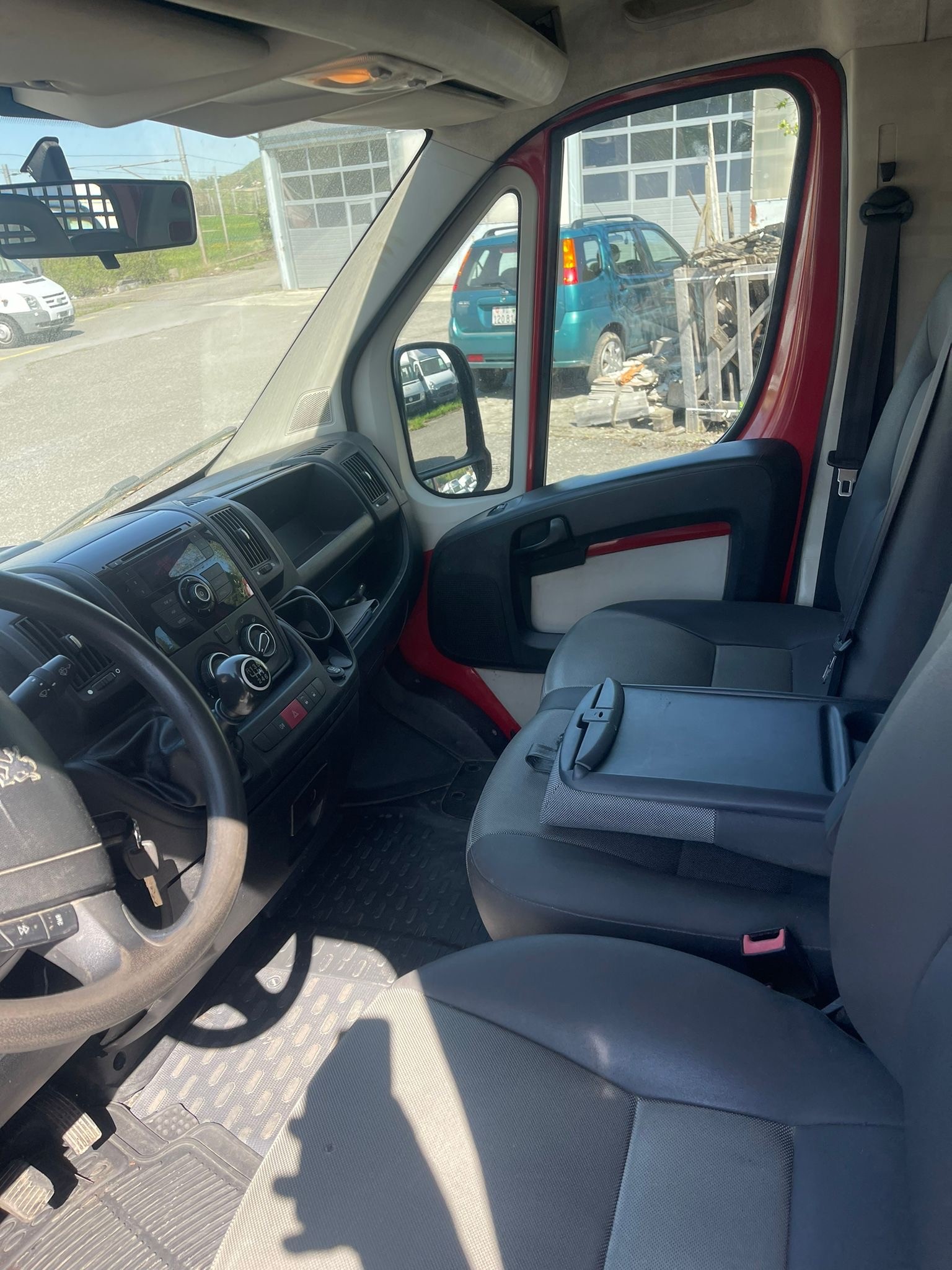 PEUGEOT Boxer 3.0 HDI 333 L2-image-5