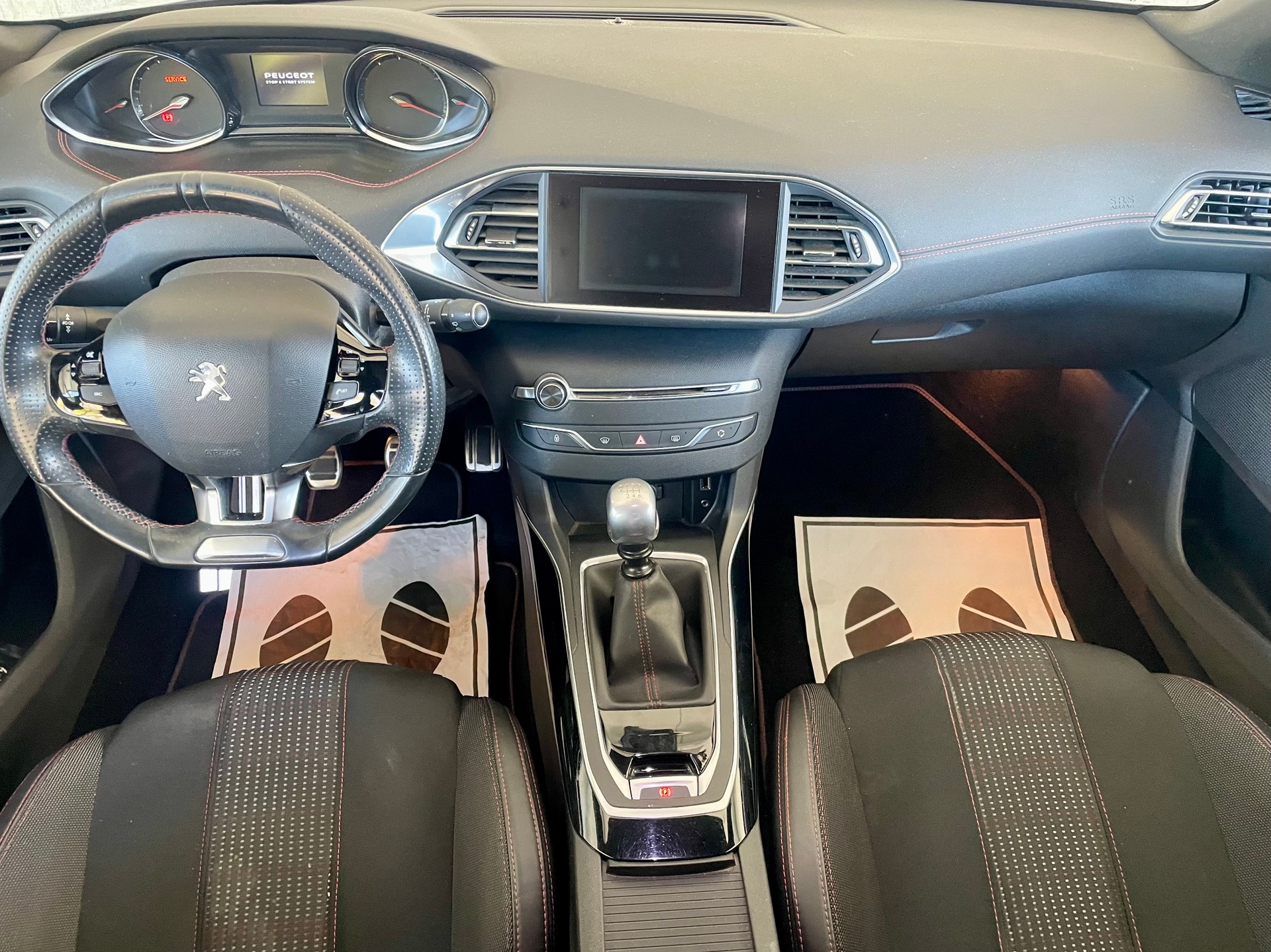 PEUGEOT 308 SW 1.2 THP GT Line-image-10